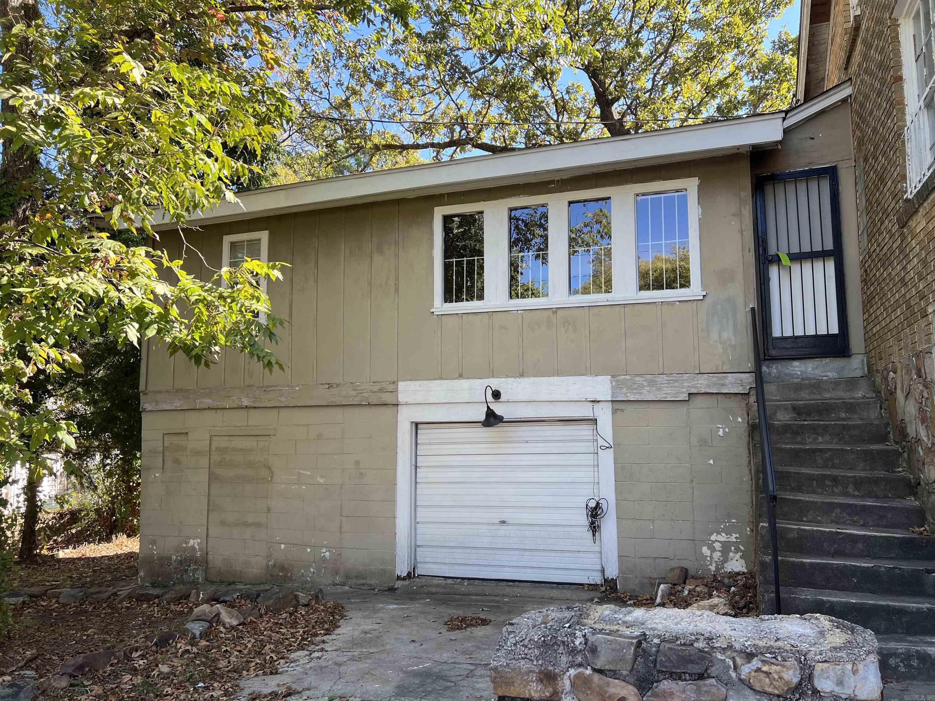 3224  W 11  Little Rock, AR