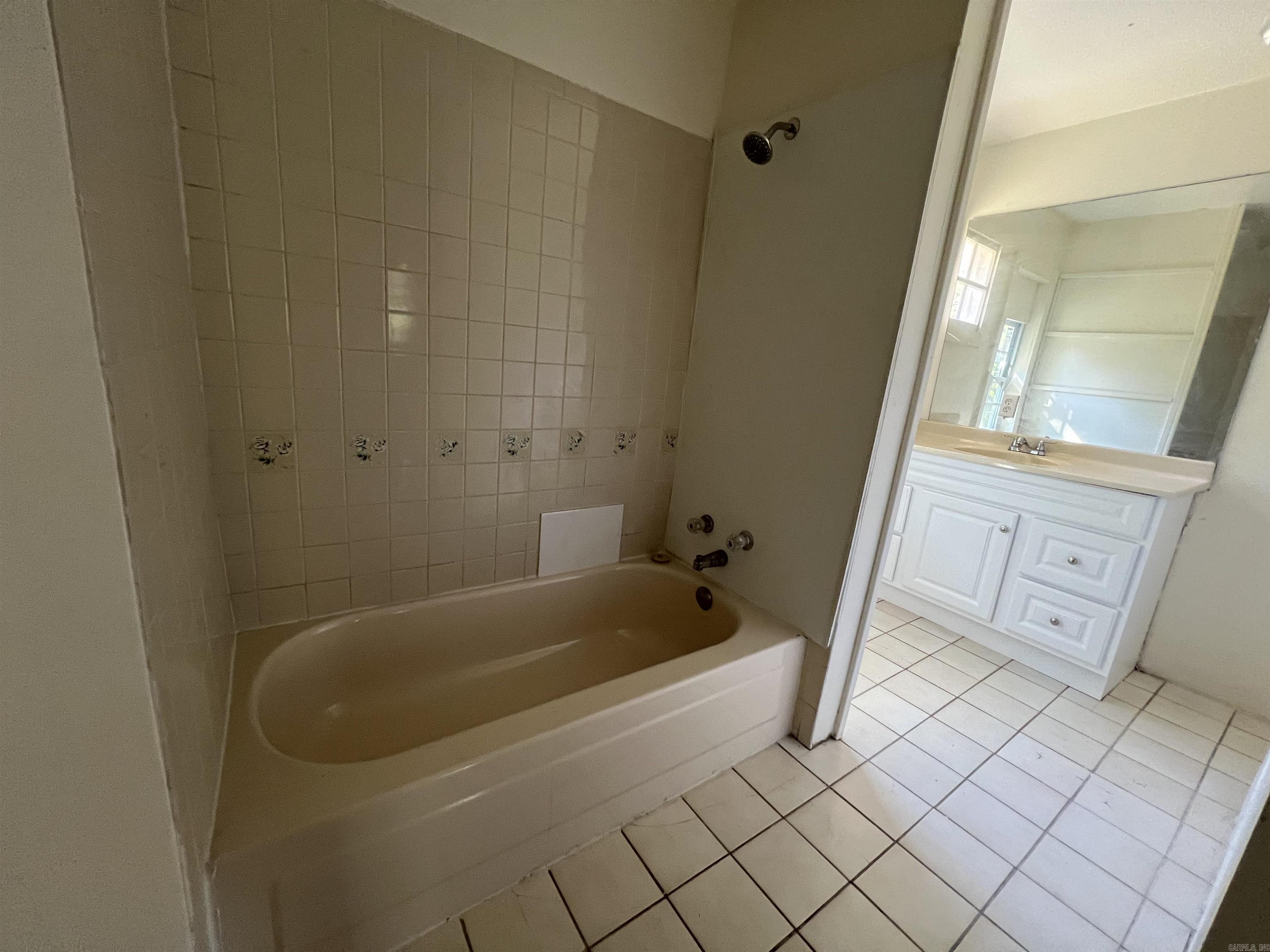 3224  W 11  Little Rock, AR