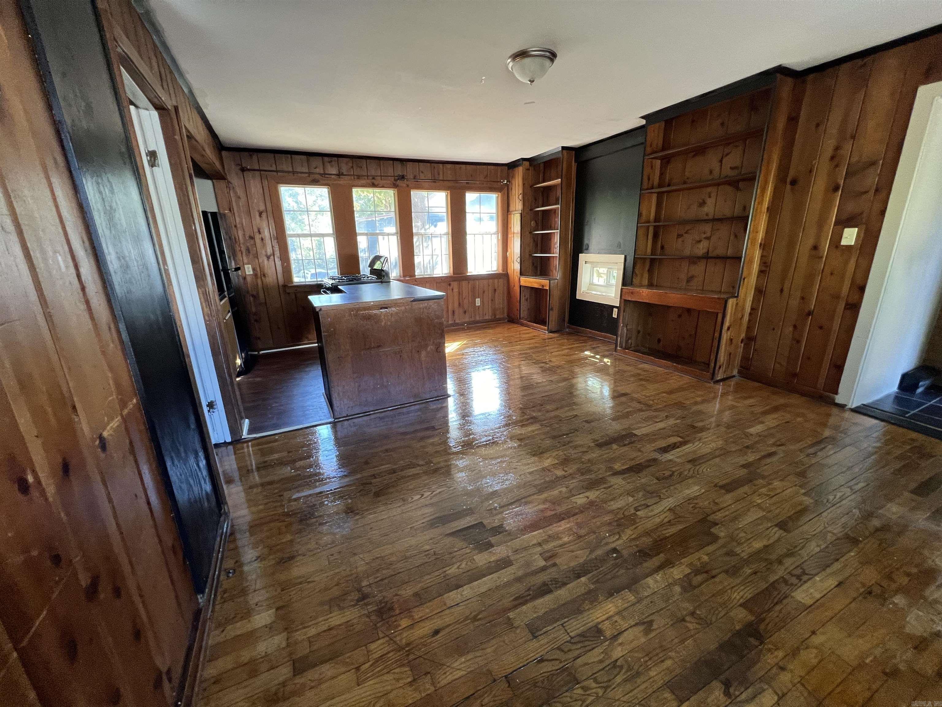 3224  W 11  Little Rock, AR