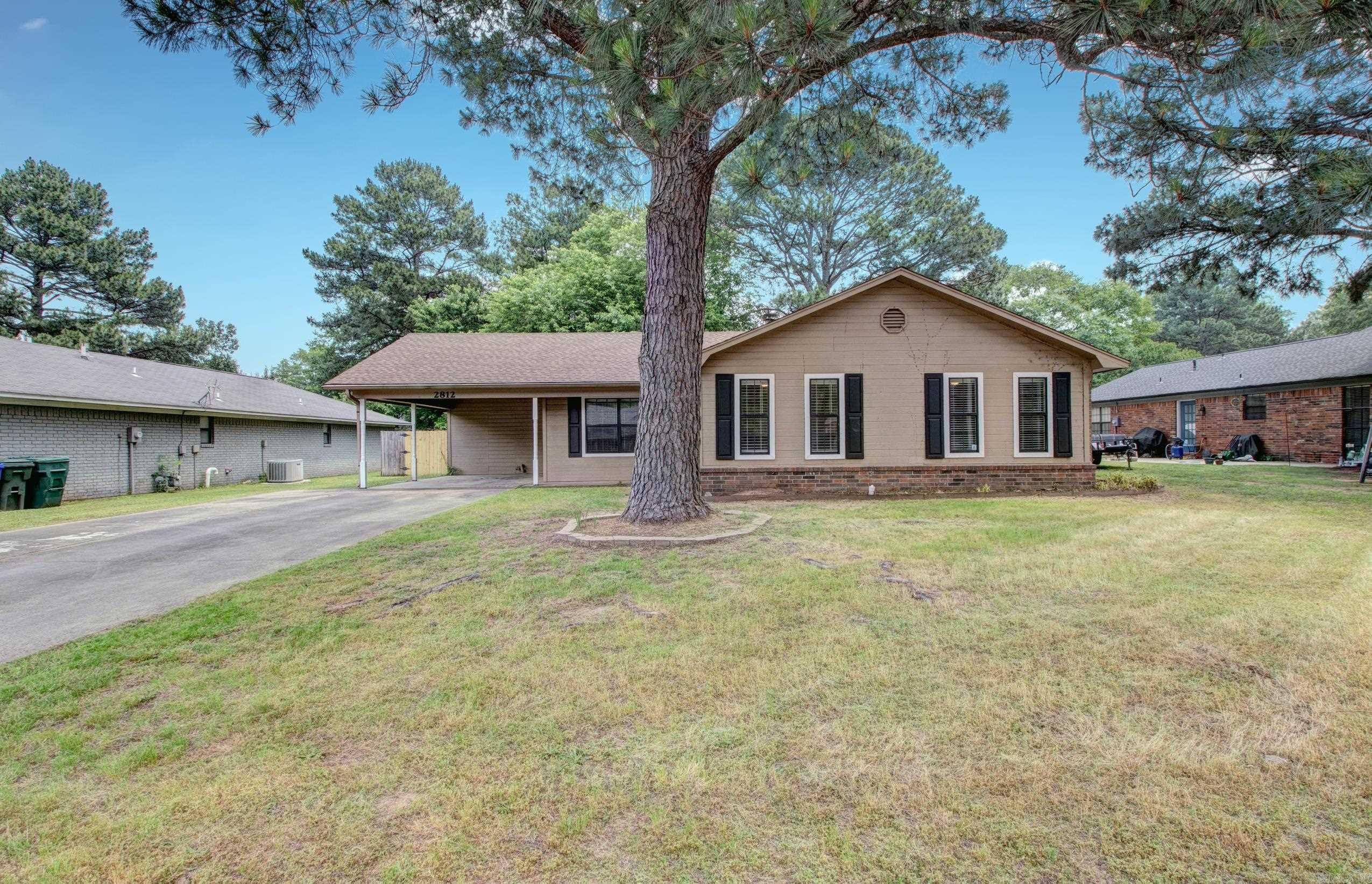 2812  Bruce  Conway, AR