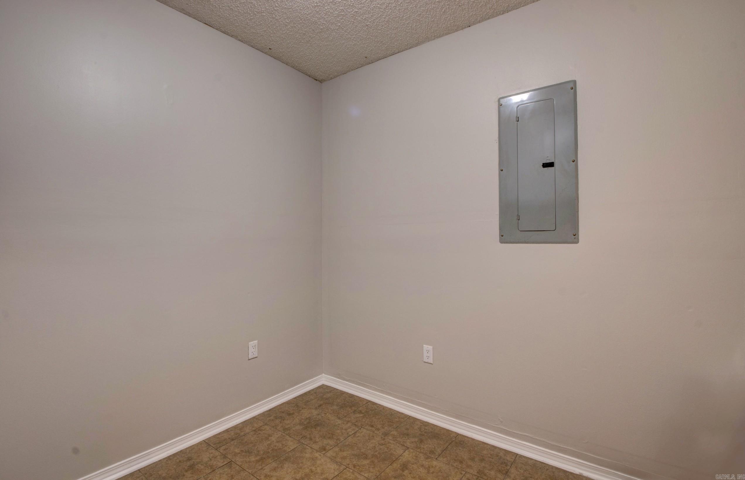 2812  Bruce  Conway, AR