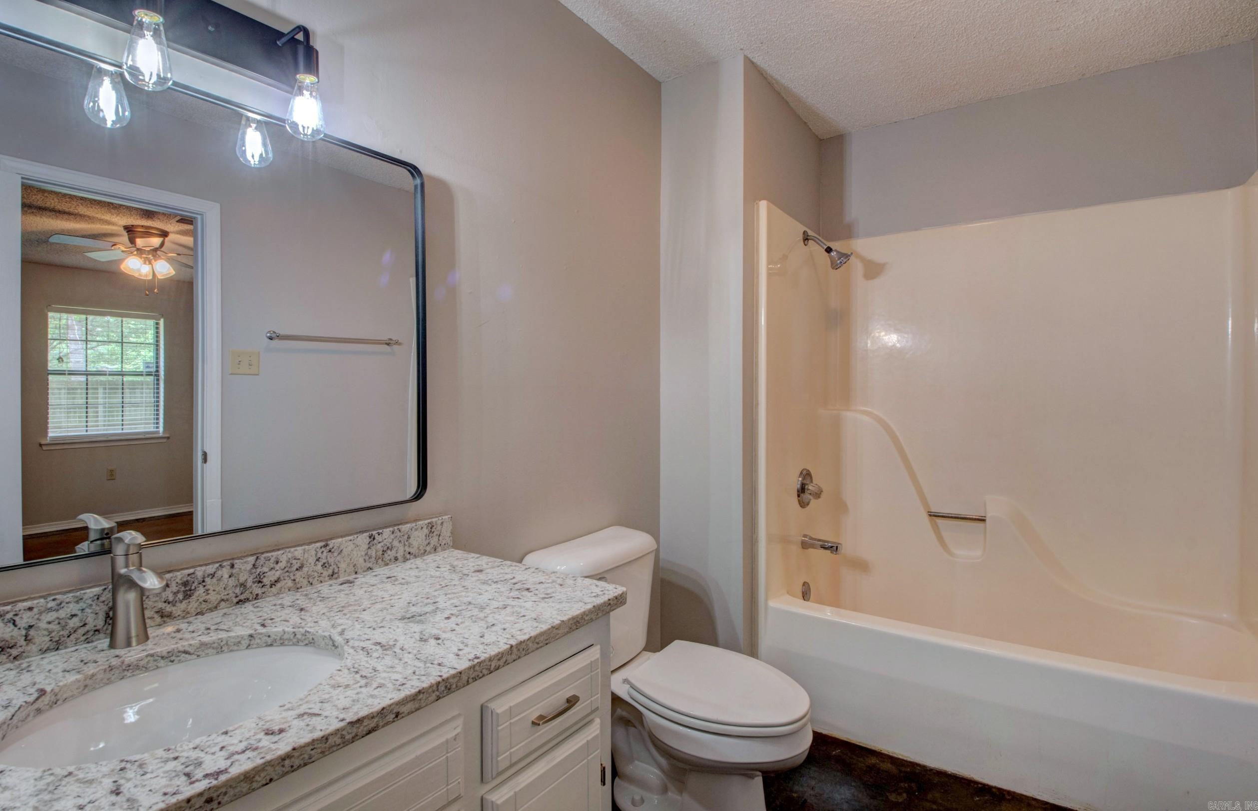 2812  Bruce  Conway, AR