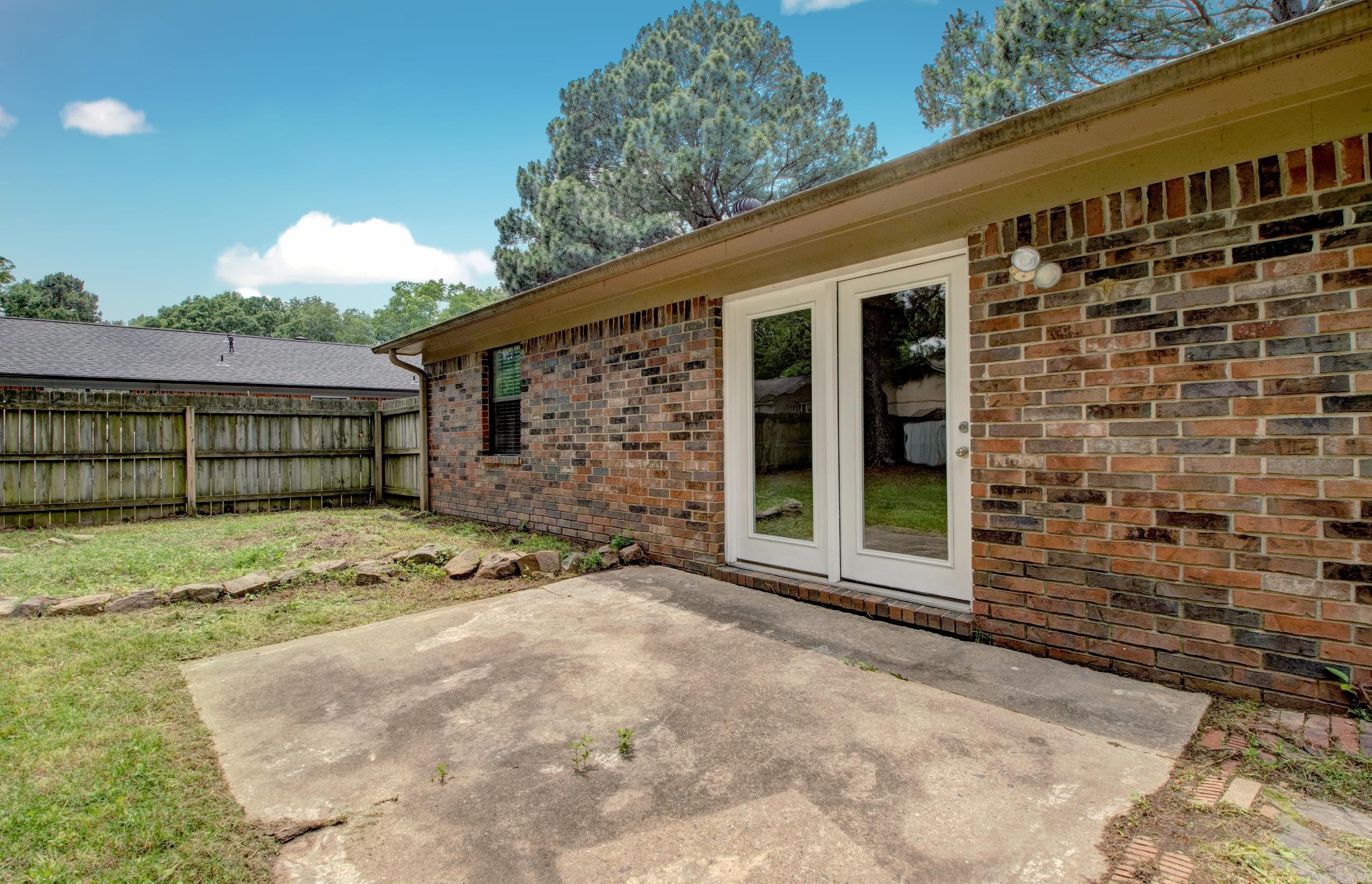 2812  Bruce  Conway, AR