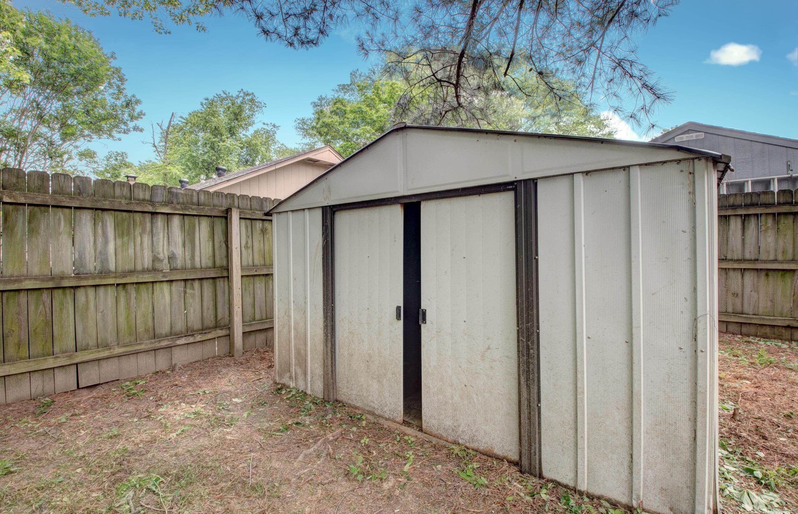 2812  Bruce  Conway, AR