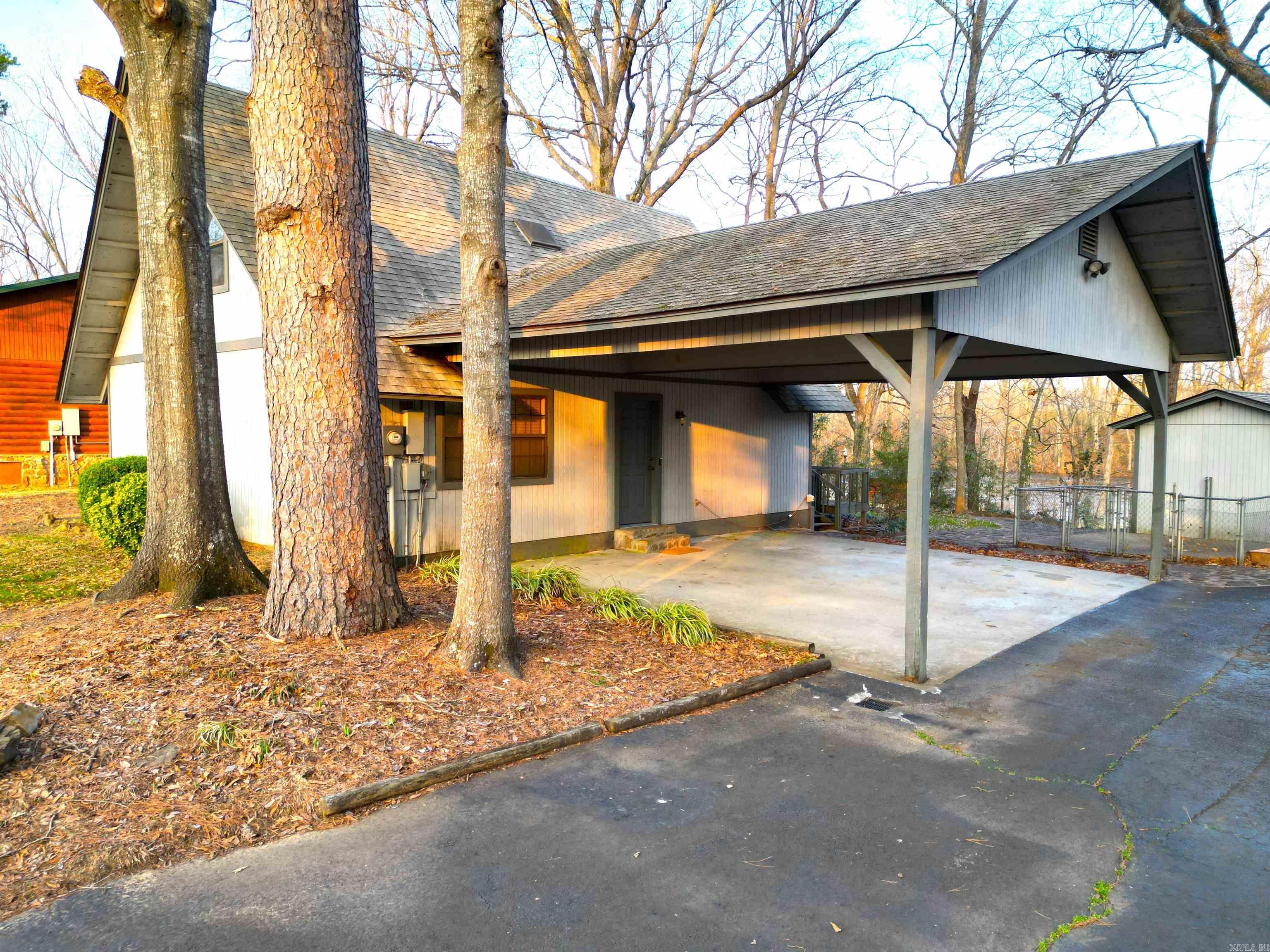 1975  Riverbend  Heber Springs, AR