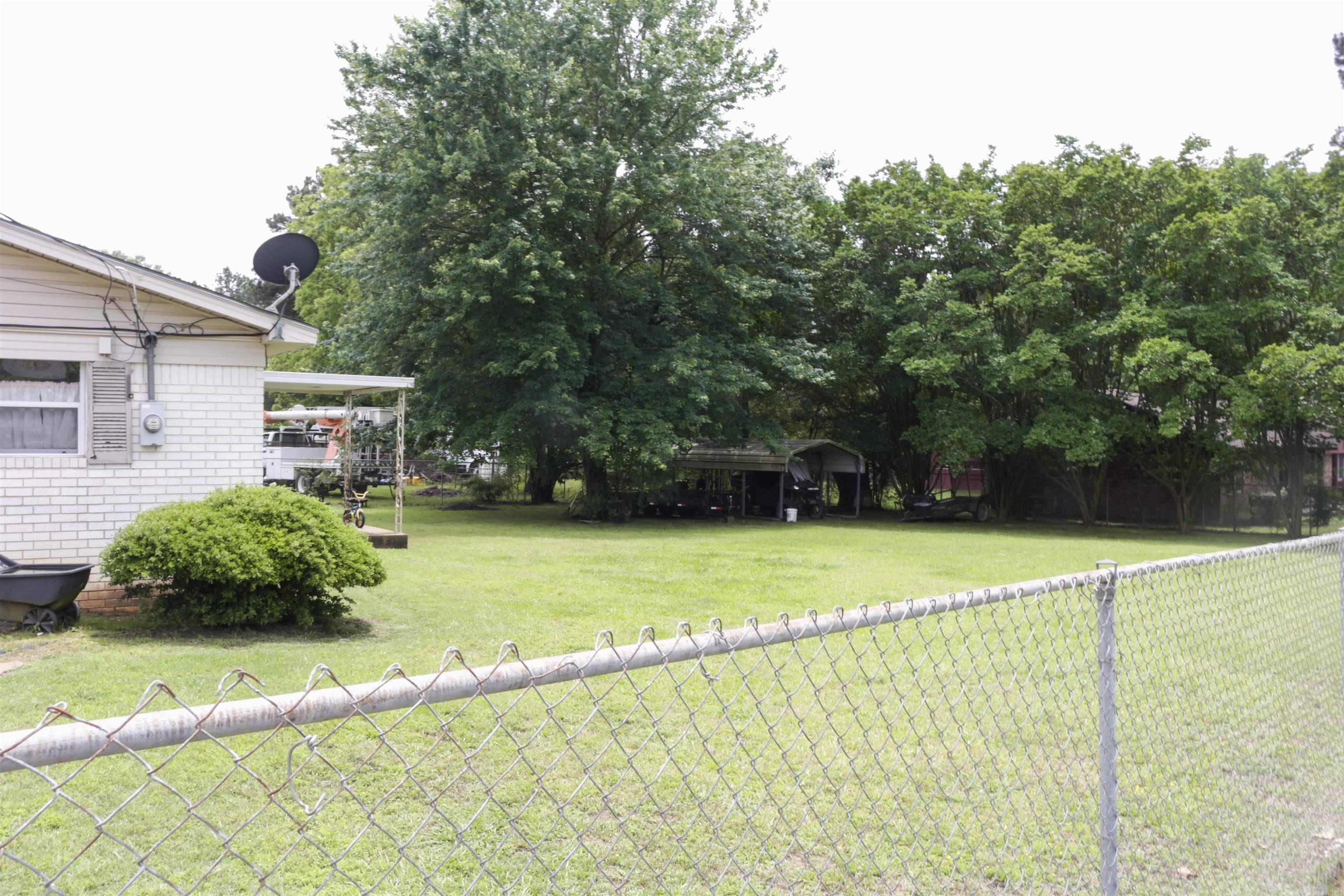 100  Elizabeth  Prescott, AR