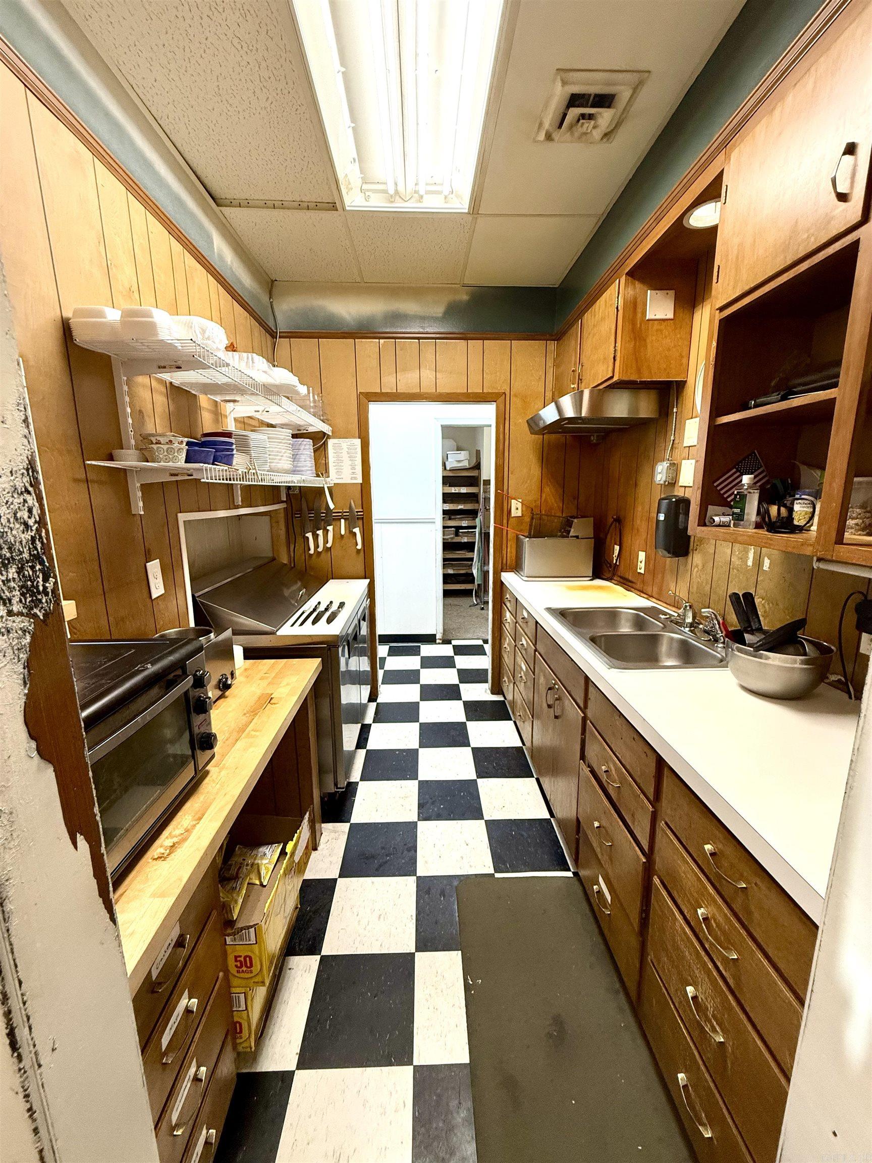 311 N Spruce  Searcy, AR