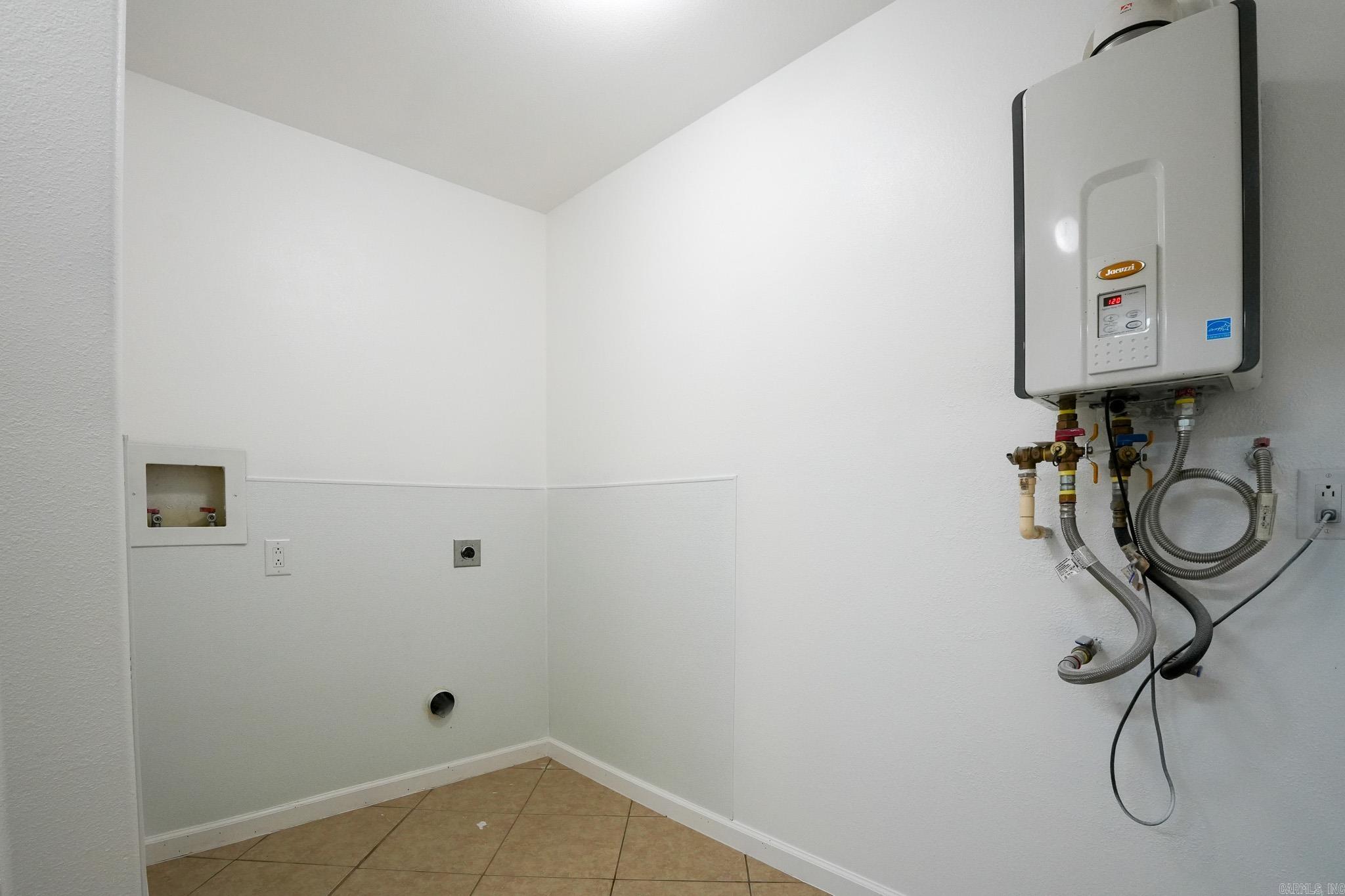 3516  Vickie  Bryant, AR