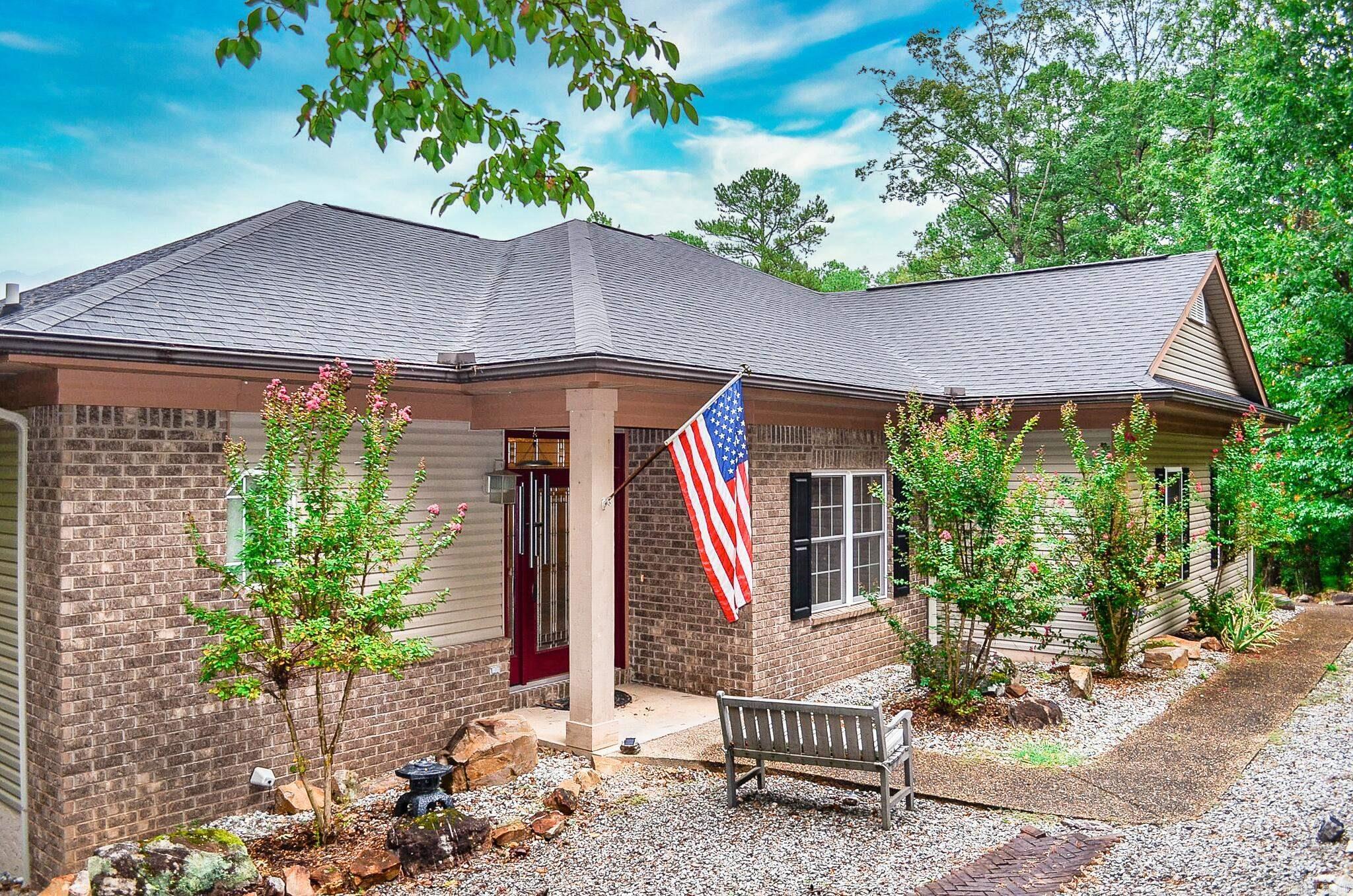 1  Valladolid  Hot Springs Village, AR