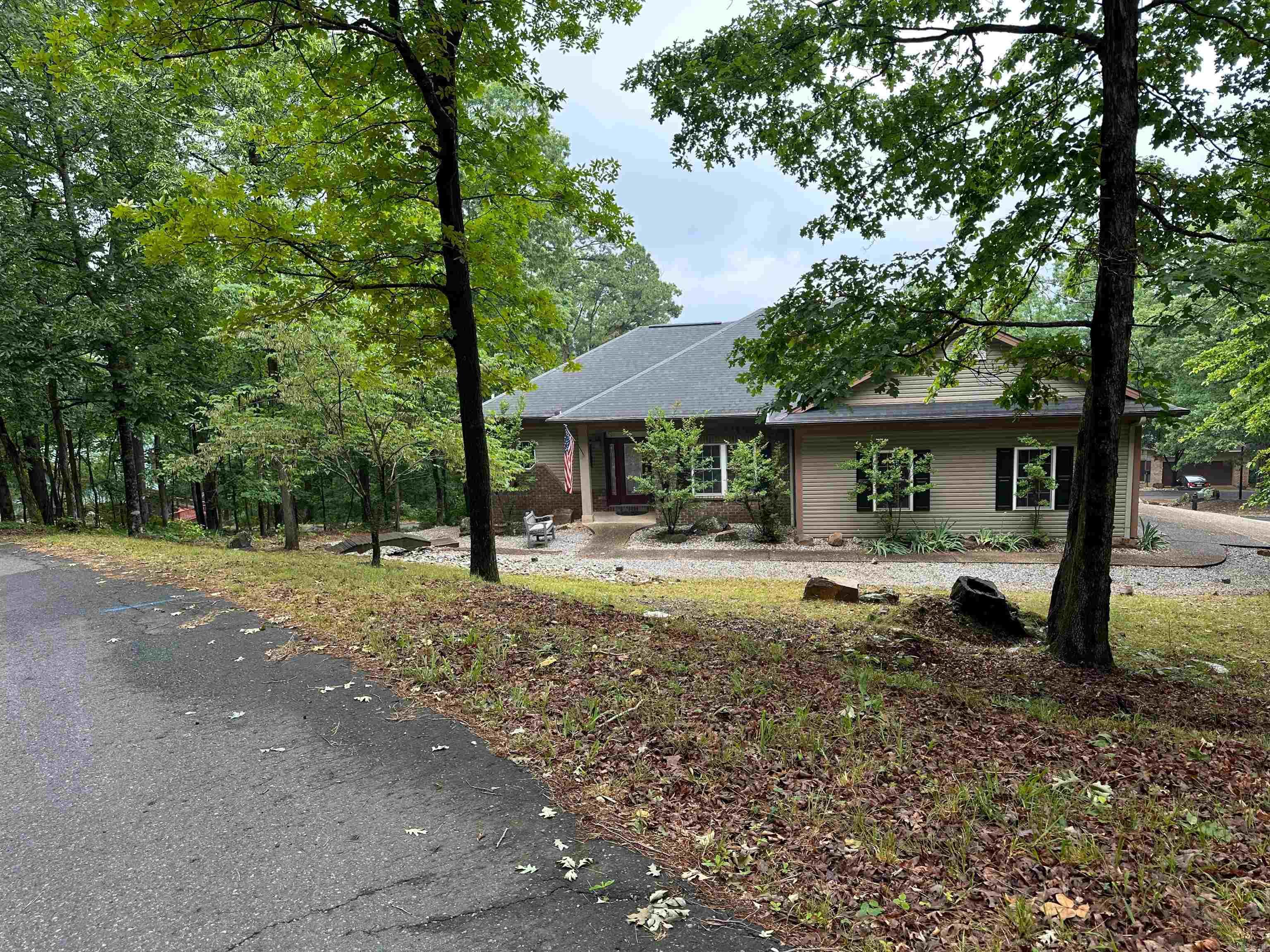 1  Valladolid  Hot Springs Village, AR