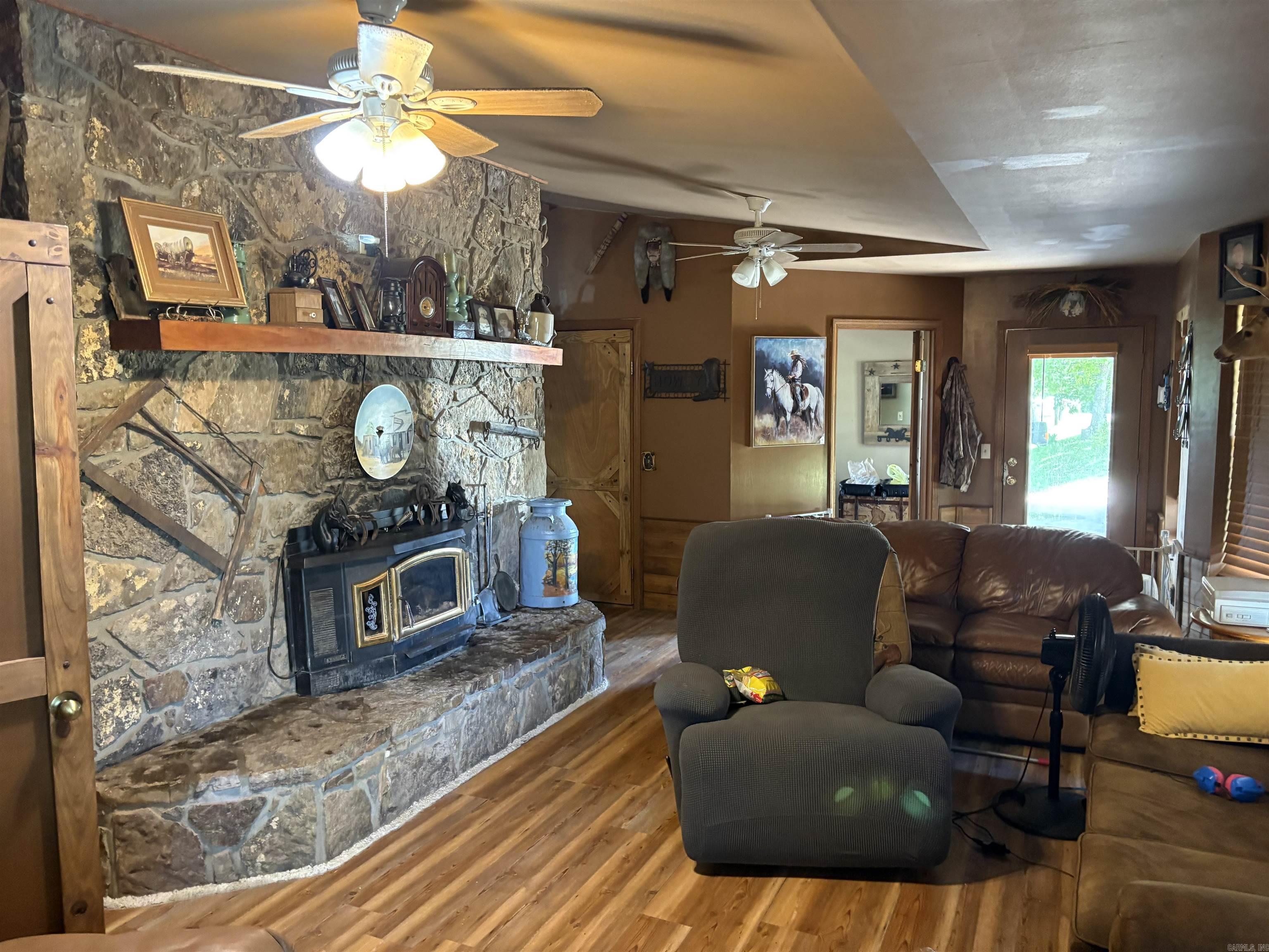 3334 Little Red River Road Marshall, AR 72650