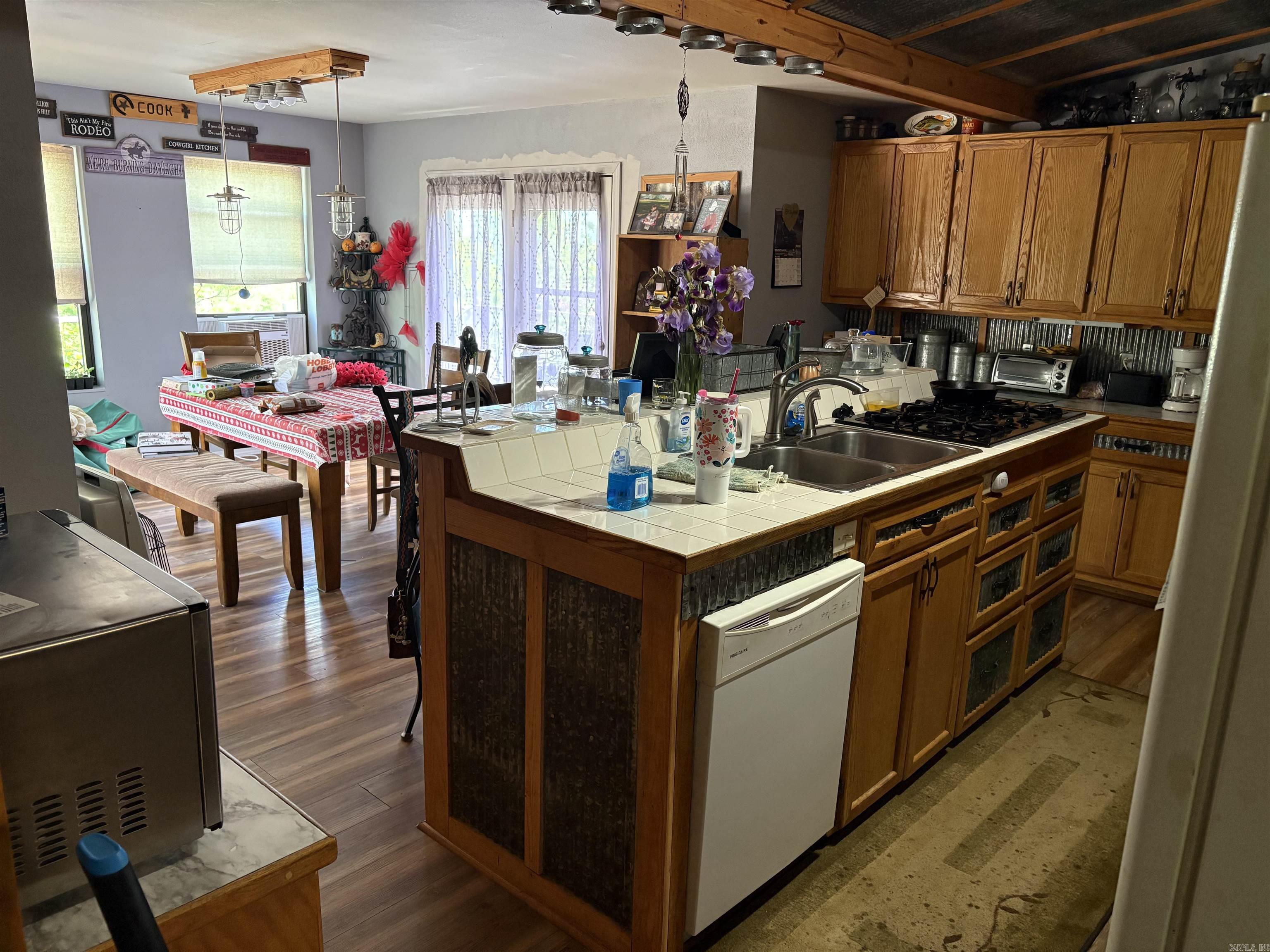 3334 Little Red River Road Marshall, AR 72650