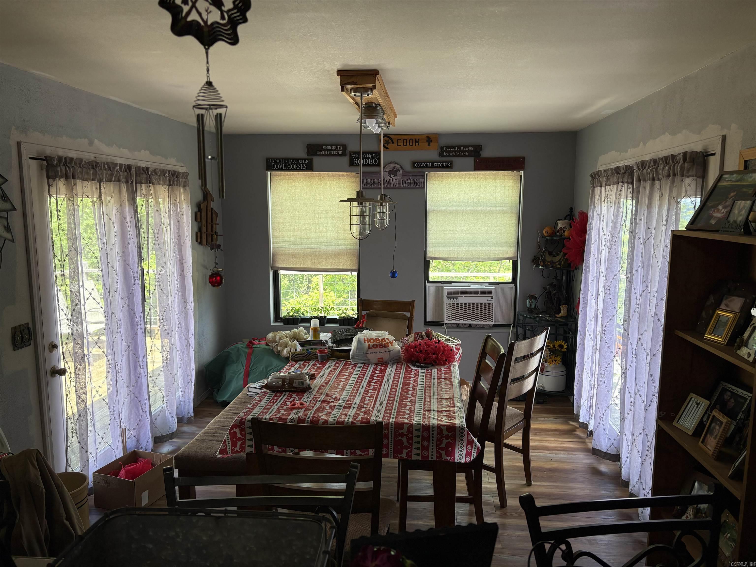 3334 Little Red River Road Marshall, AR 72650