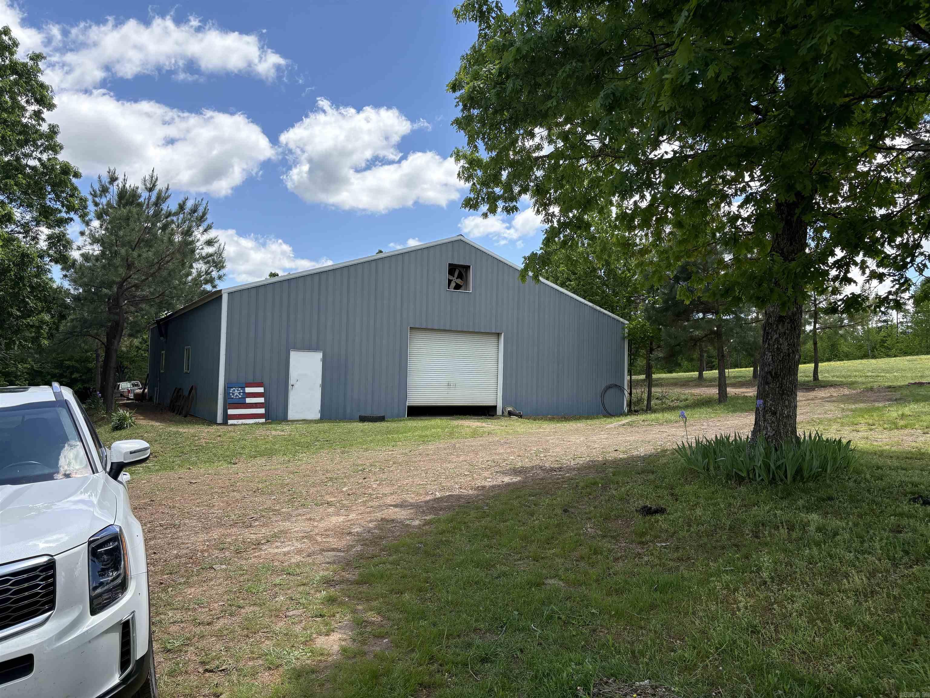 3334 Little Red River Road Marshall, AR 72650
