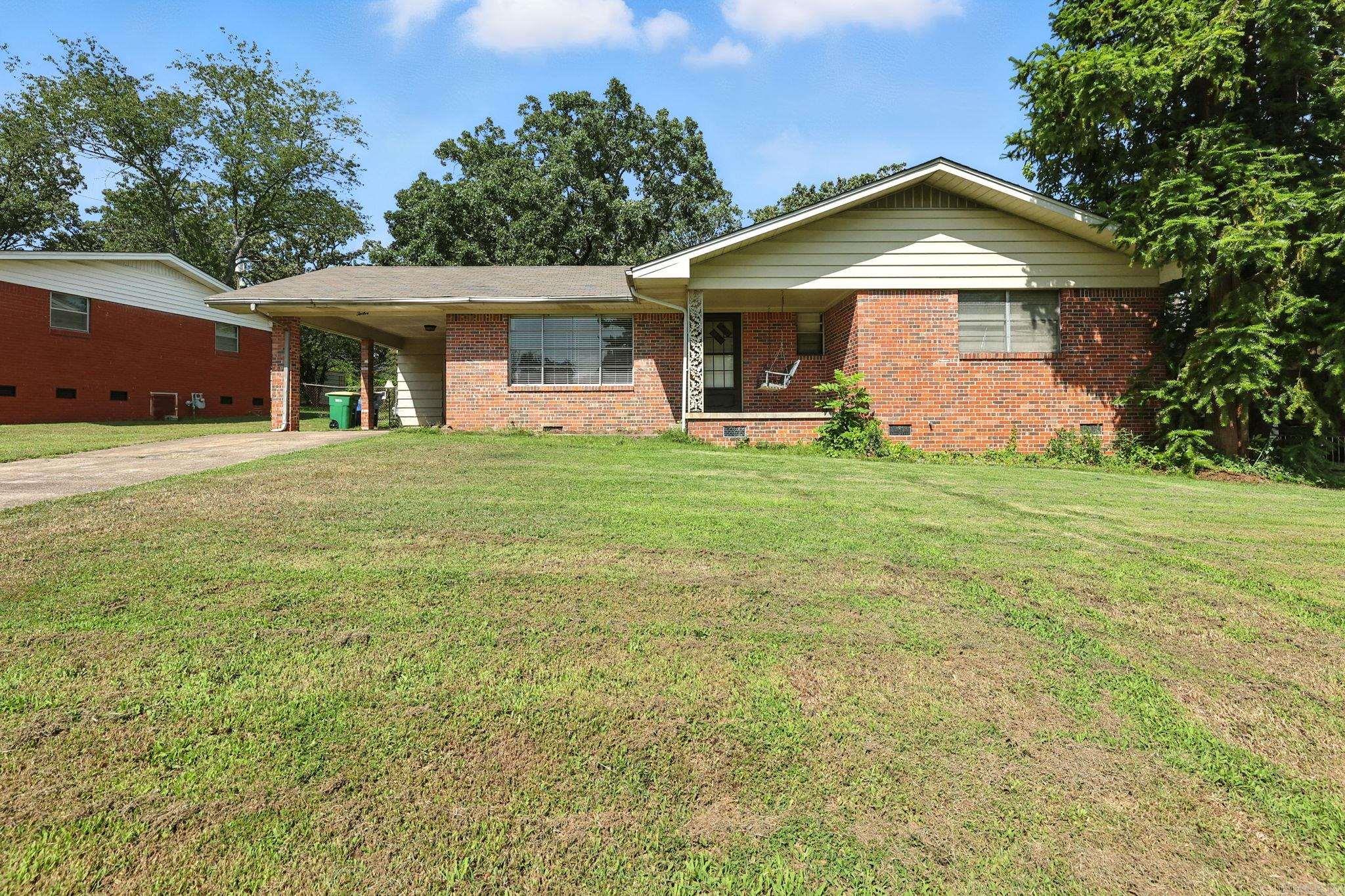 12 Cliffwood Circle North Little Rock, AR 72118