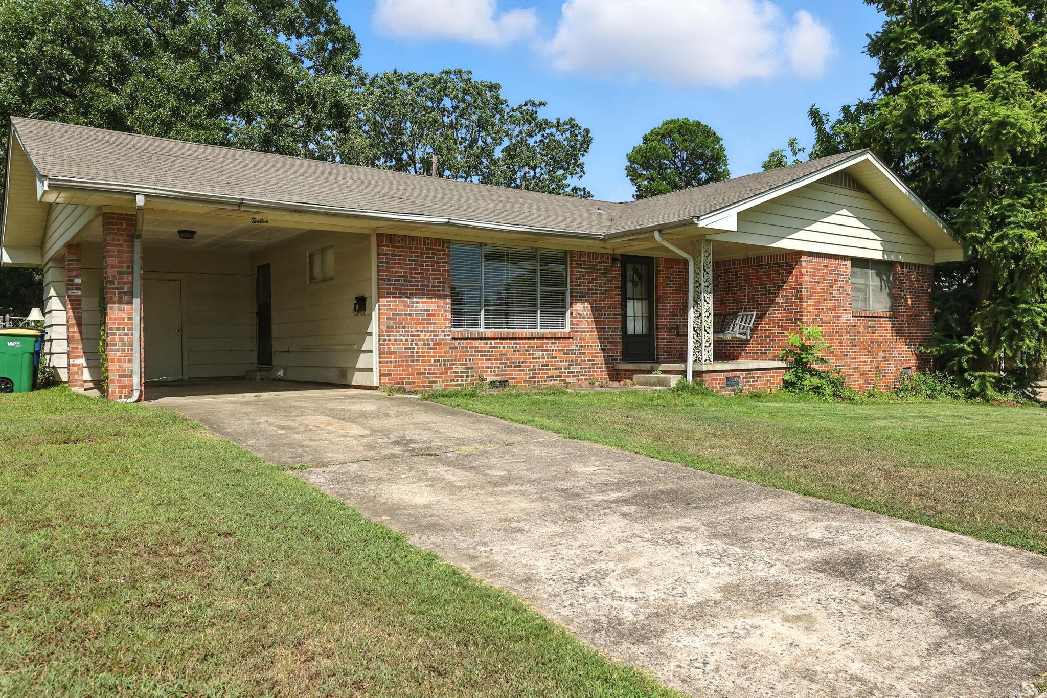 12 Cliffwood Circle North Little Rock, AR 72118