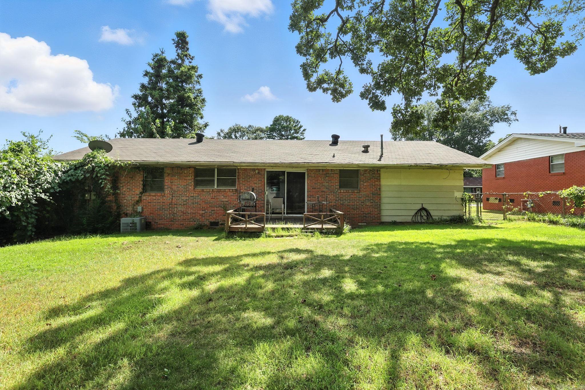 12 Cliffwood Circle North Little Rock, AR 72118