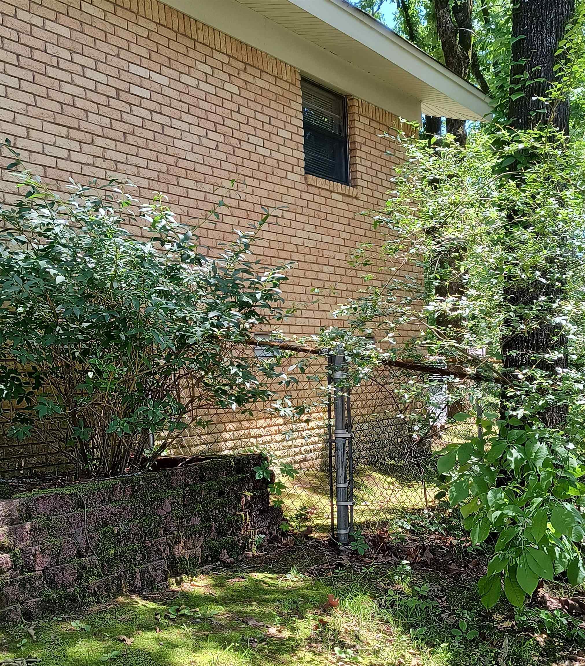 9607  Temple  Little Rock, AR