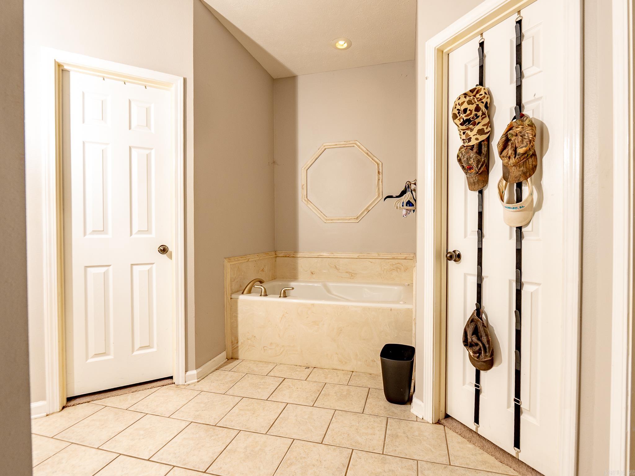 1808  Hidden Creek  Sherwood, AR