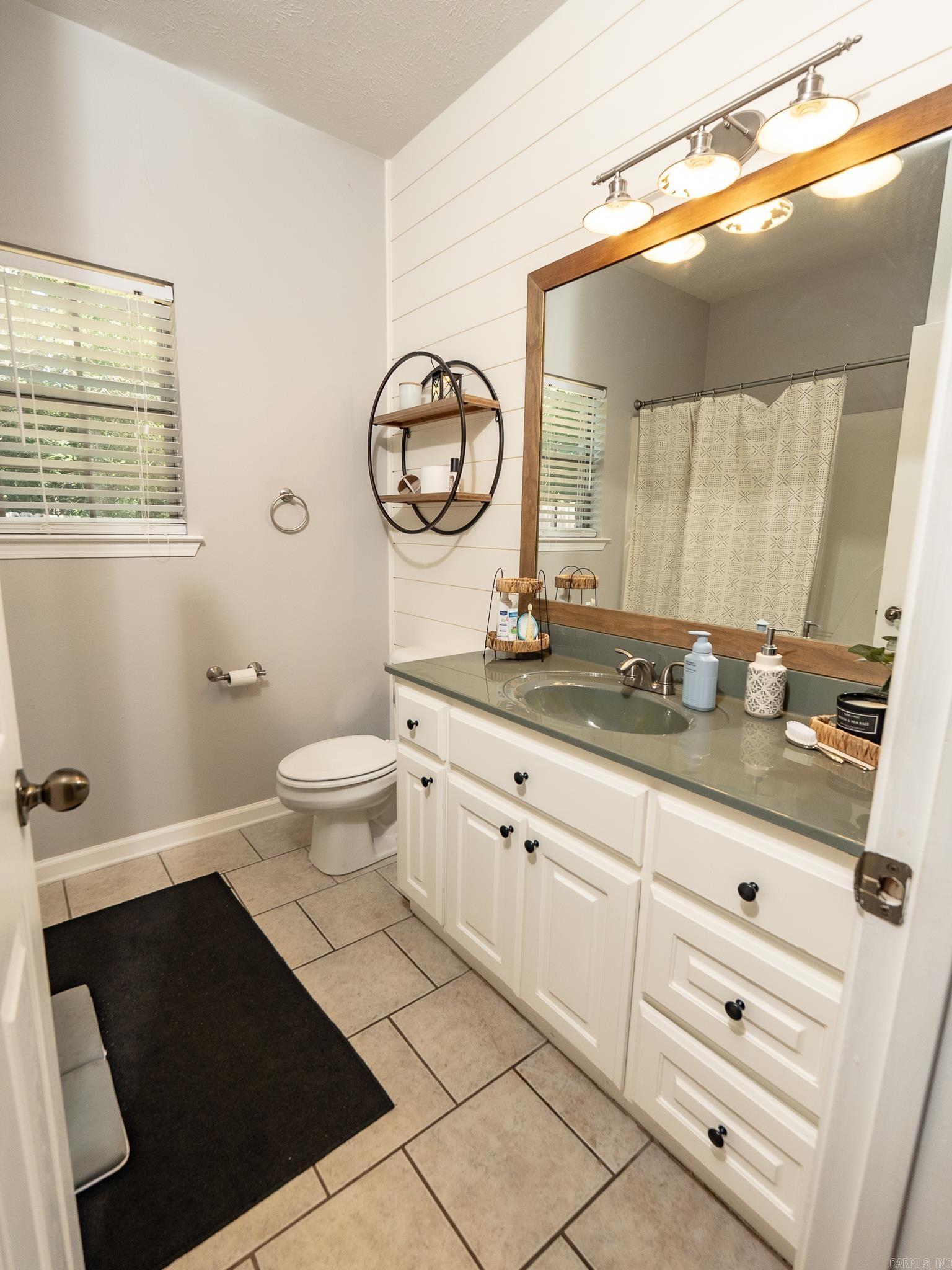 1808  Hidden Creek  Sherwood, AR