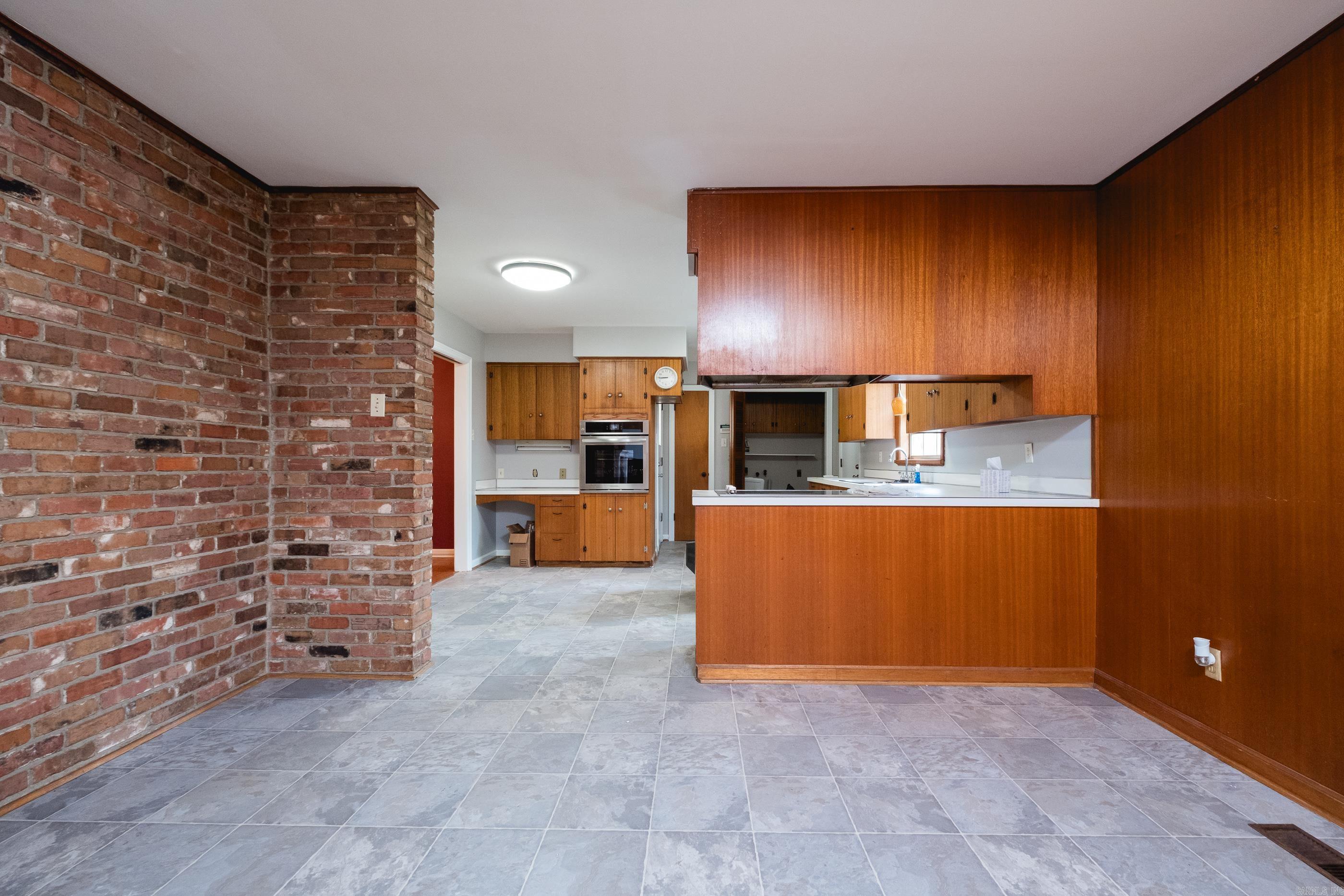 17  Wingate  Little Rock, AR