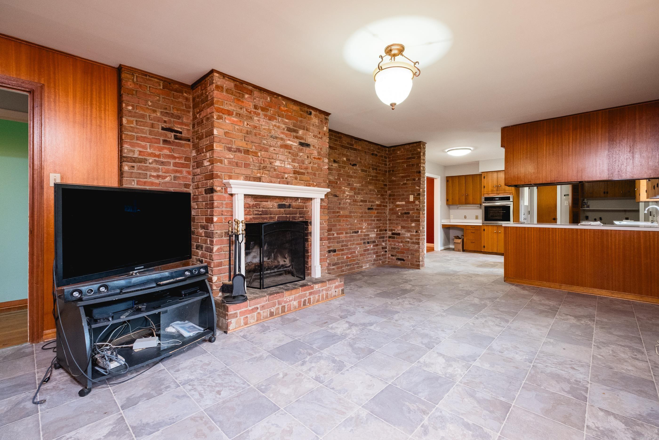 17  Wingate  Little Rock, AR