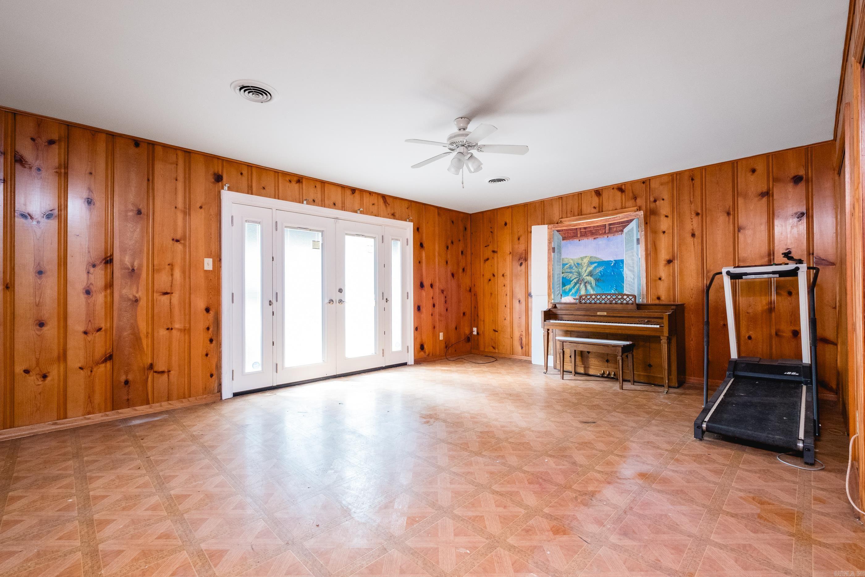 17  Wingate  Little Rock, AR