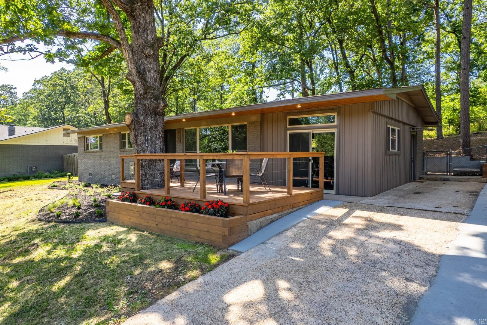 136  Buster Reed Drive  Hot Springs, AR