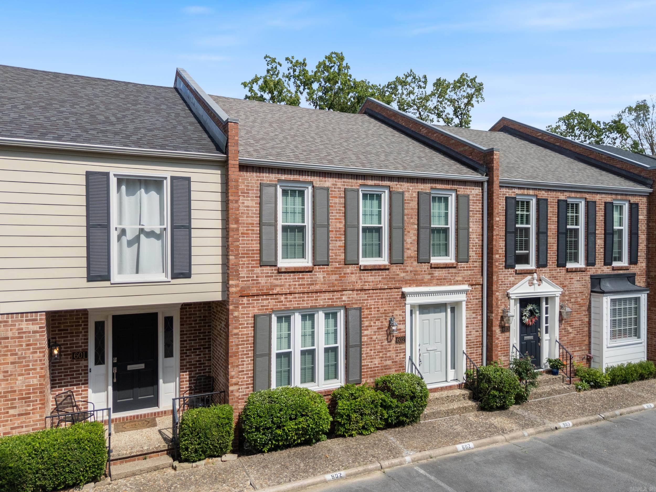 2805  Foxcroft  Little Rock, AR