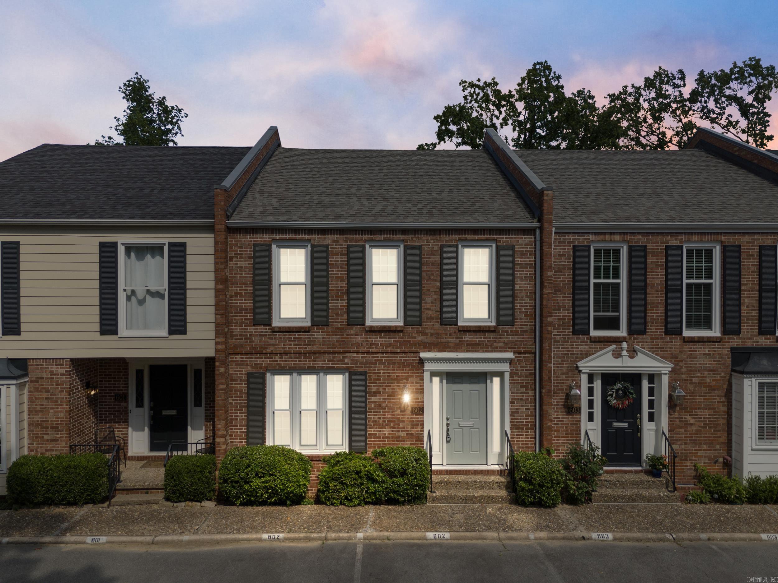 2805  Foxcroft  Little Rock, AR
