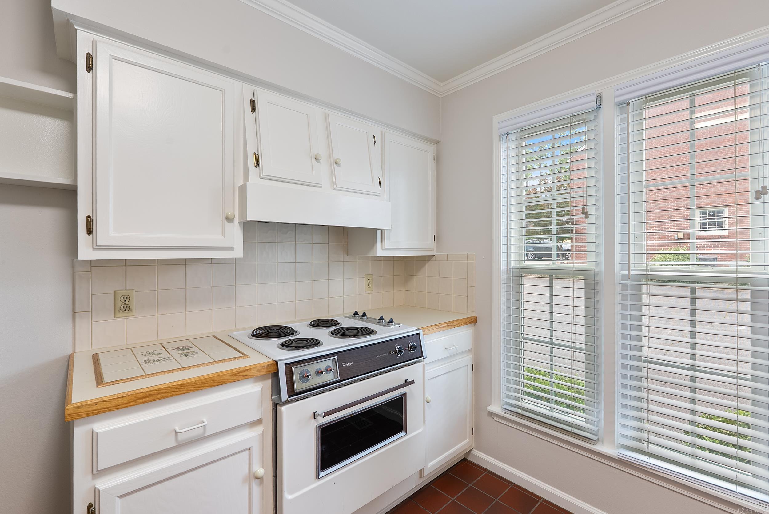 2805  Foxcroft  Little Rock, AR