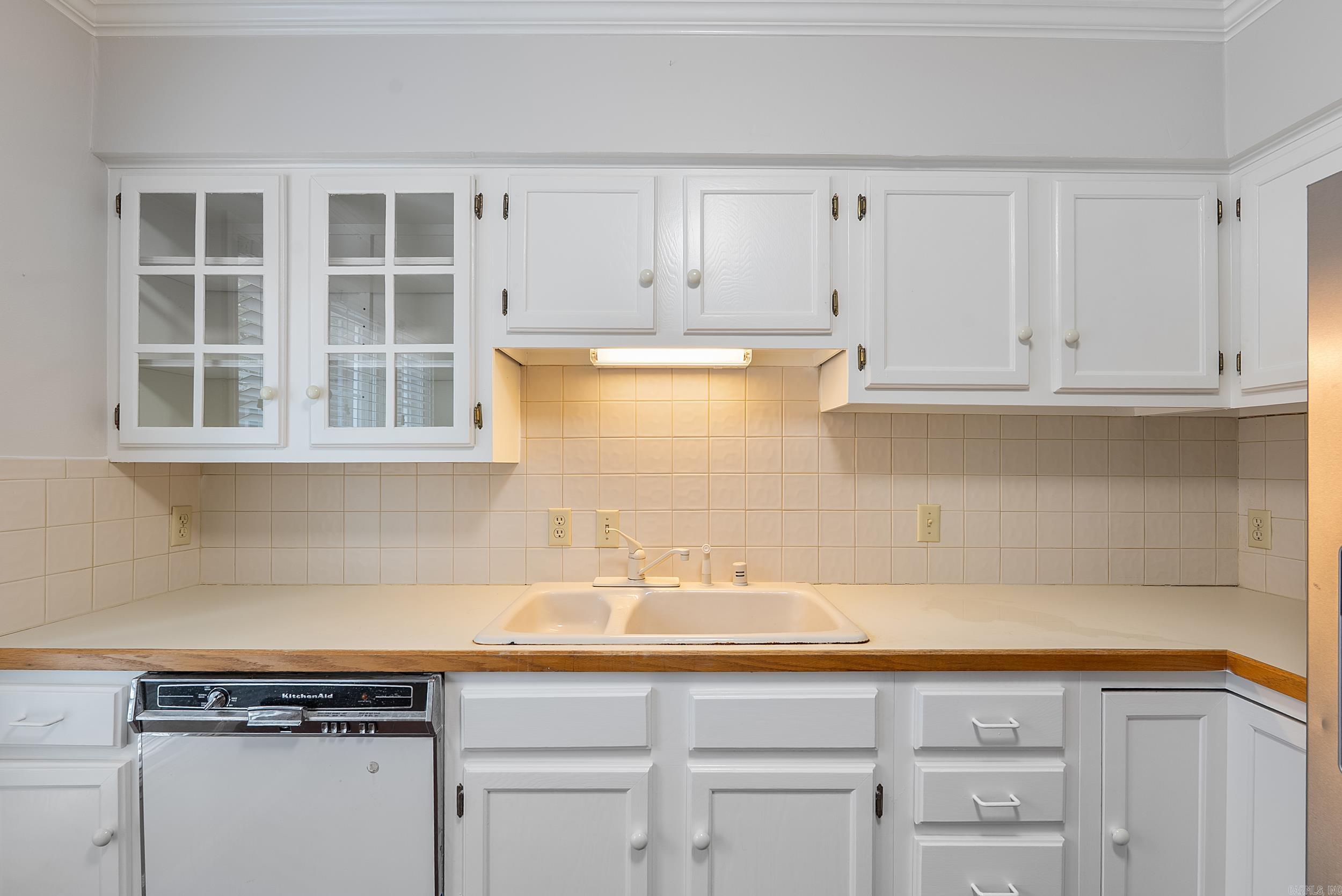 2805  Foxcroft  Little Rock, AR