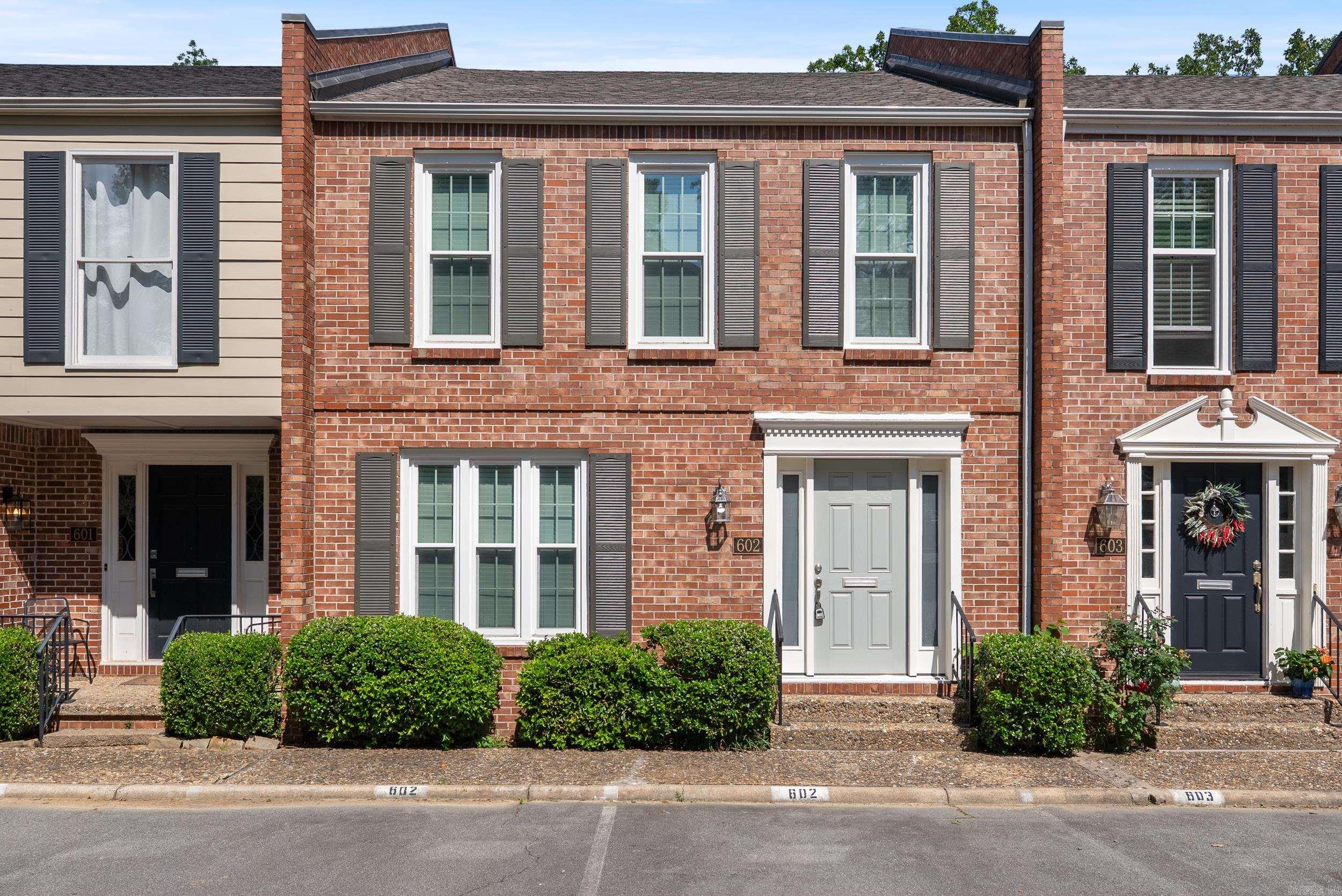 2805  Foxcroft  Little Rock, AR