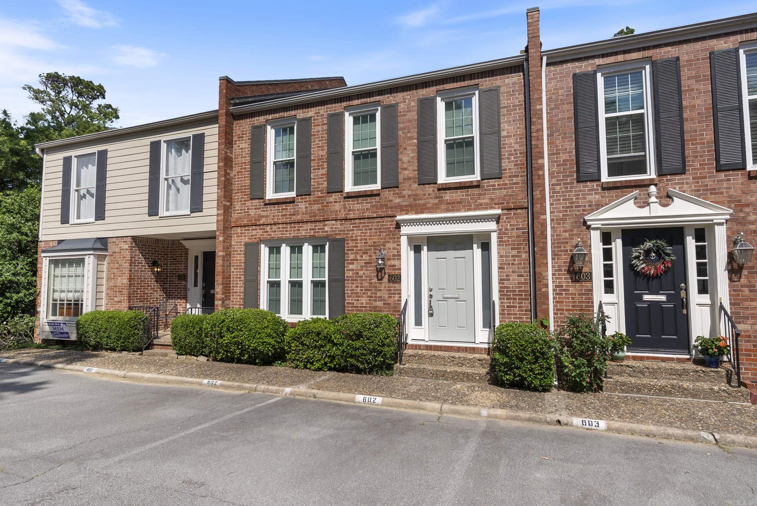 2805  Foxcroft  Little Rock, AR
