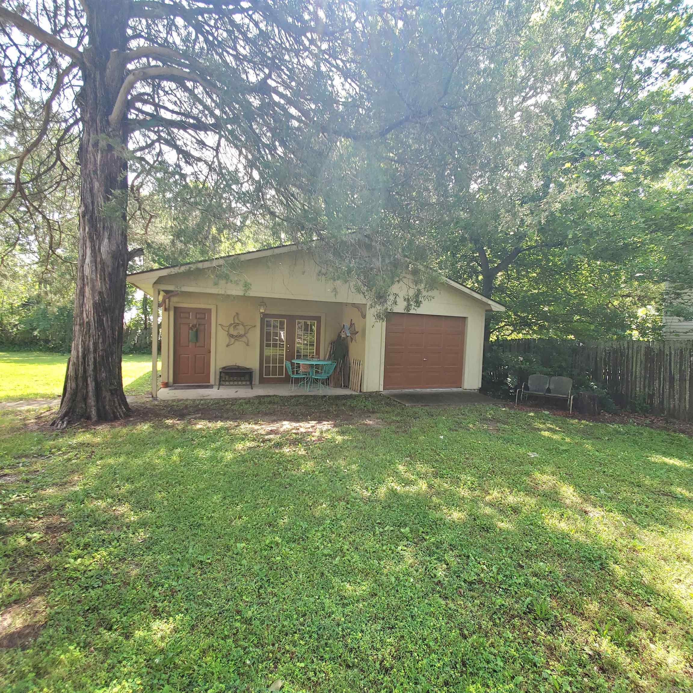 407 N Union  Mountain View, AR