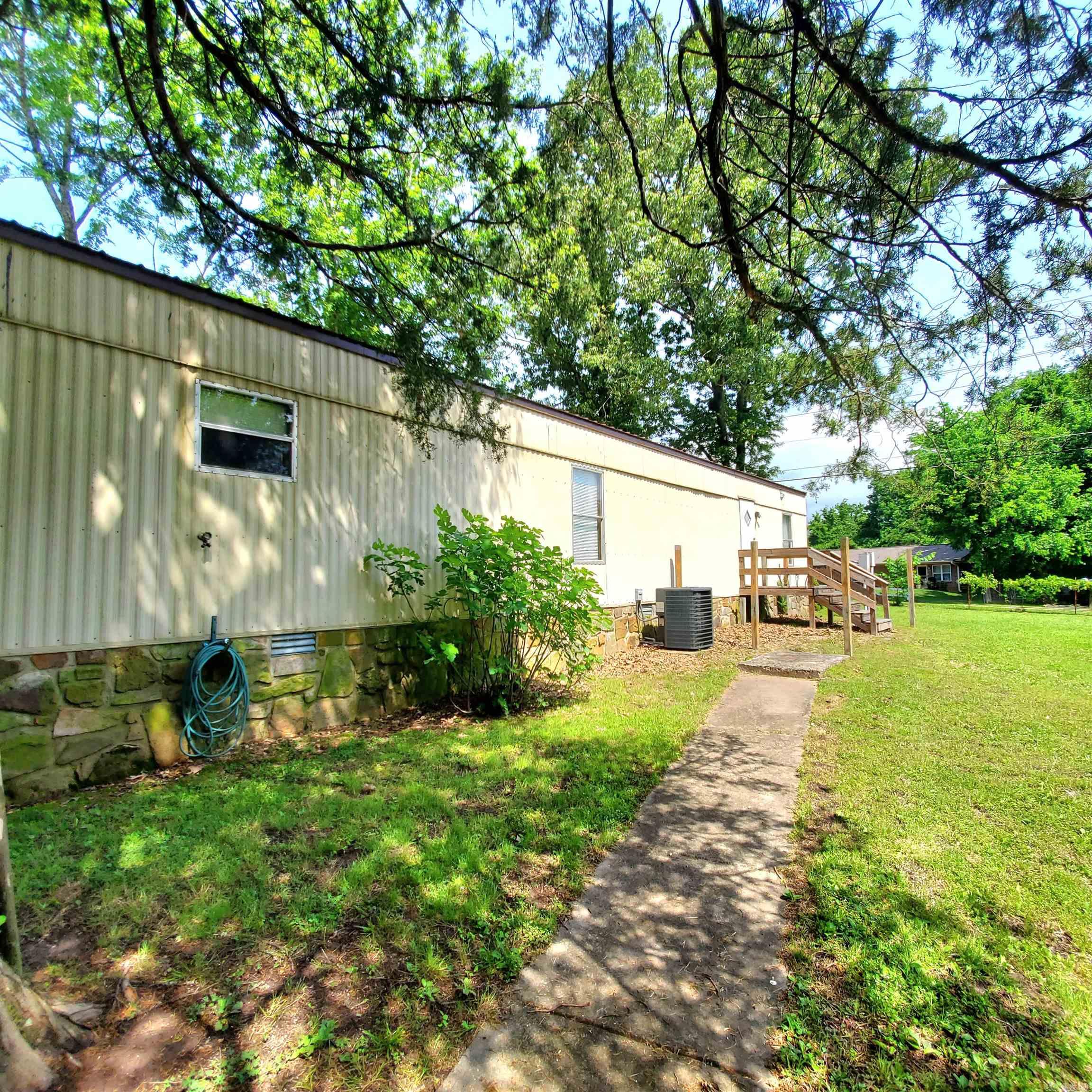 407 N Union  Mountain View, AR