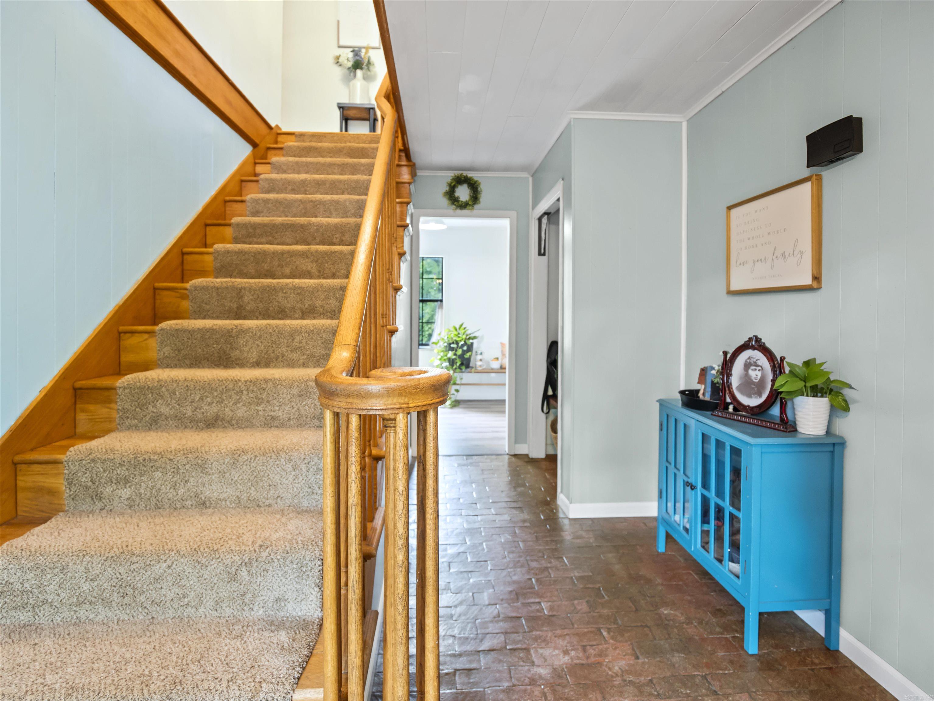 944 W Glazypeau  Hot Springs, AR