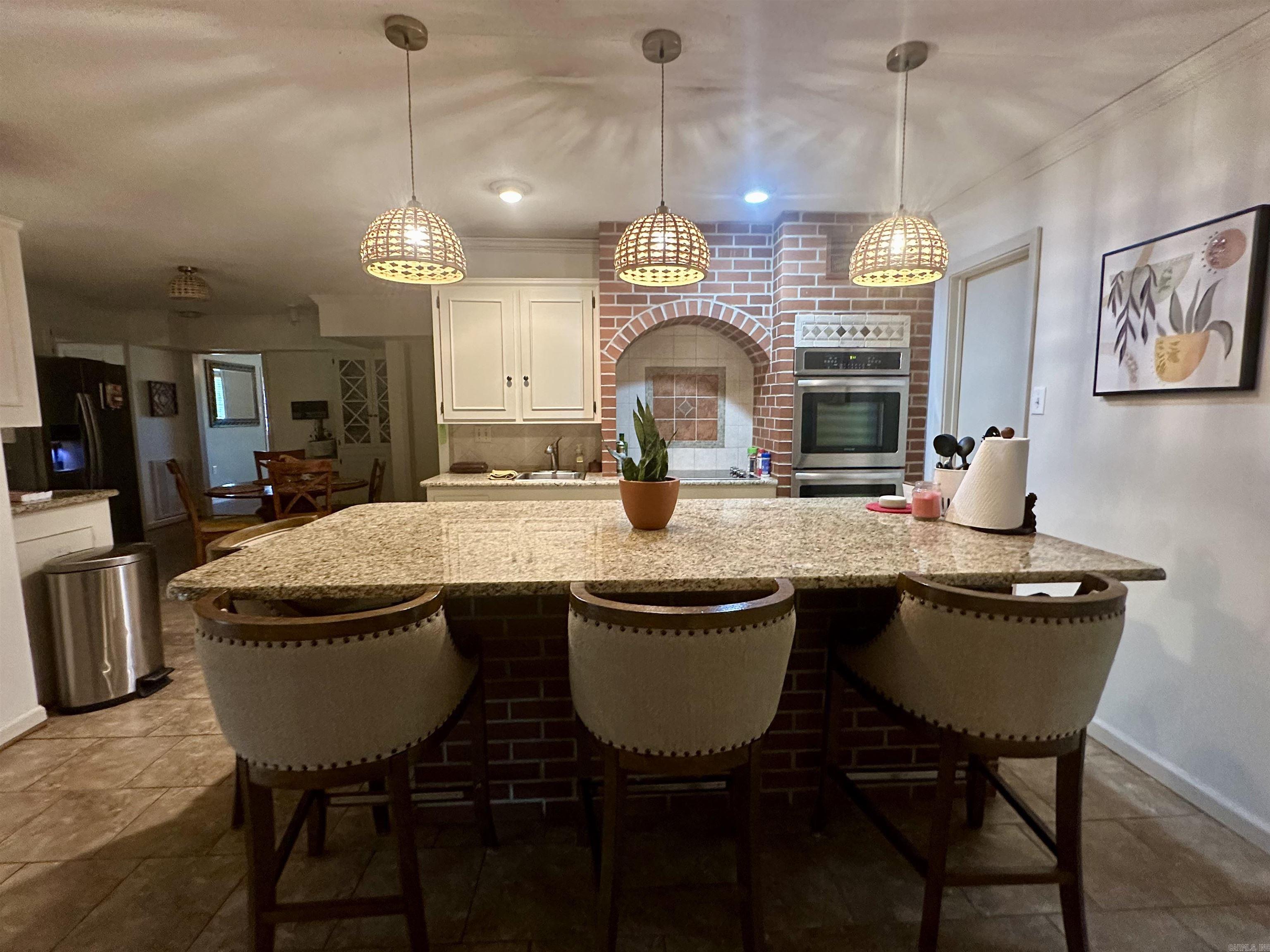 2711 W Beebe Capps Expy  Searcy, AR