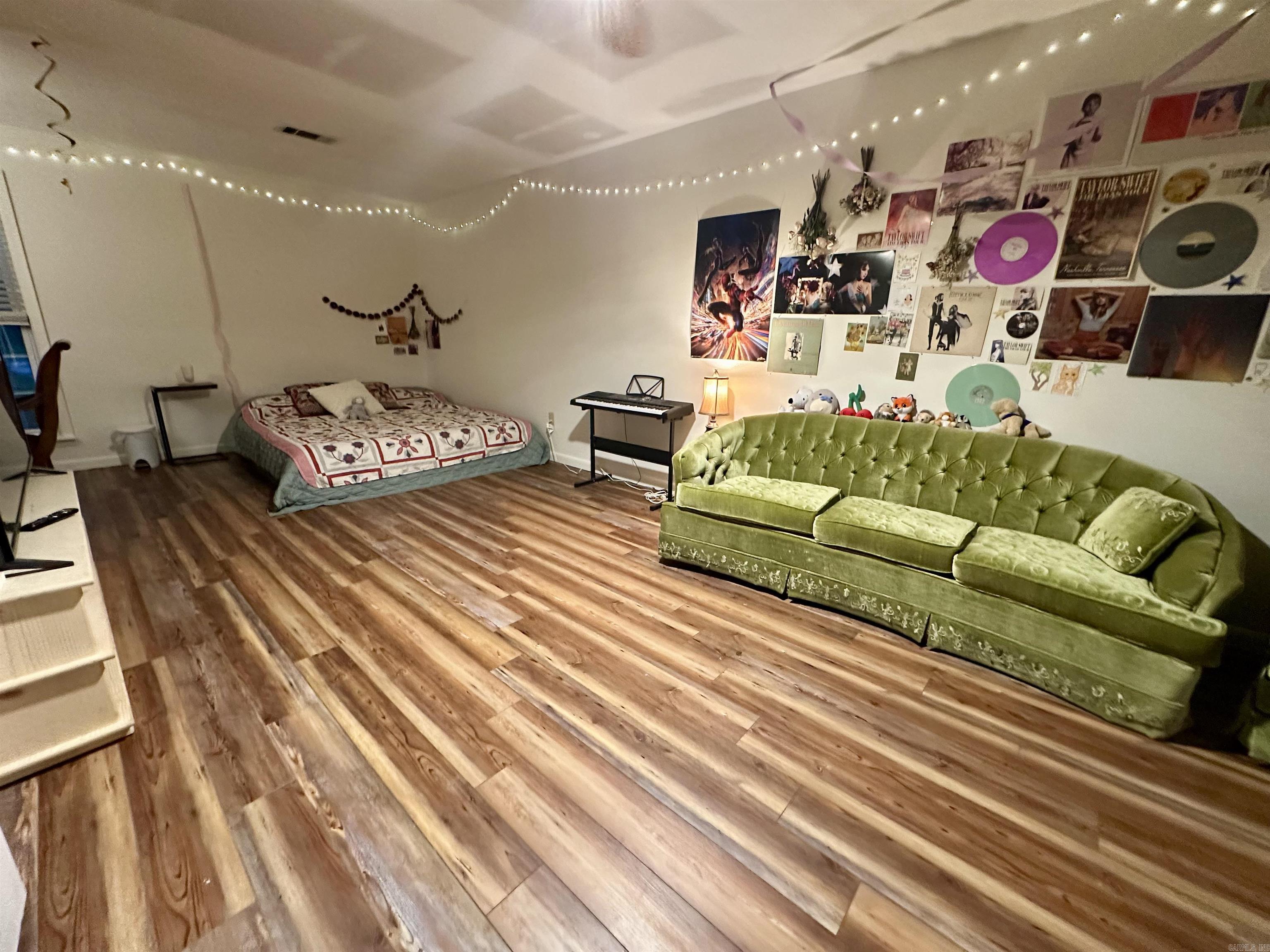 2711 W Beebe Capps Expy  Searcy, AR