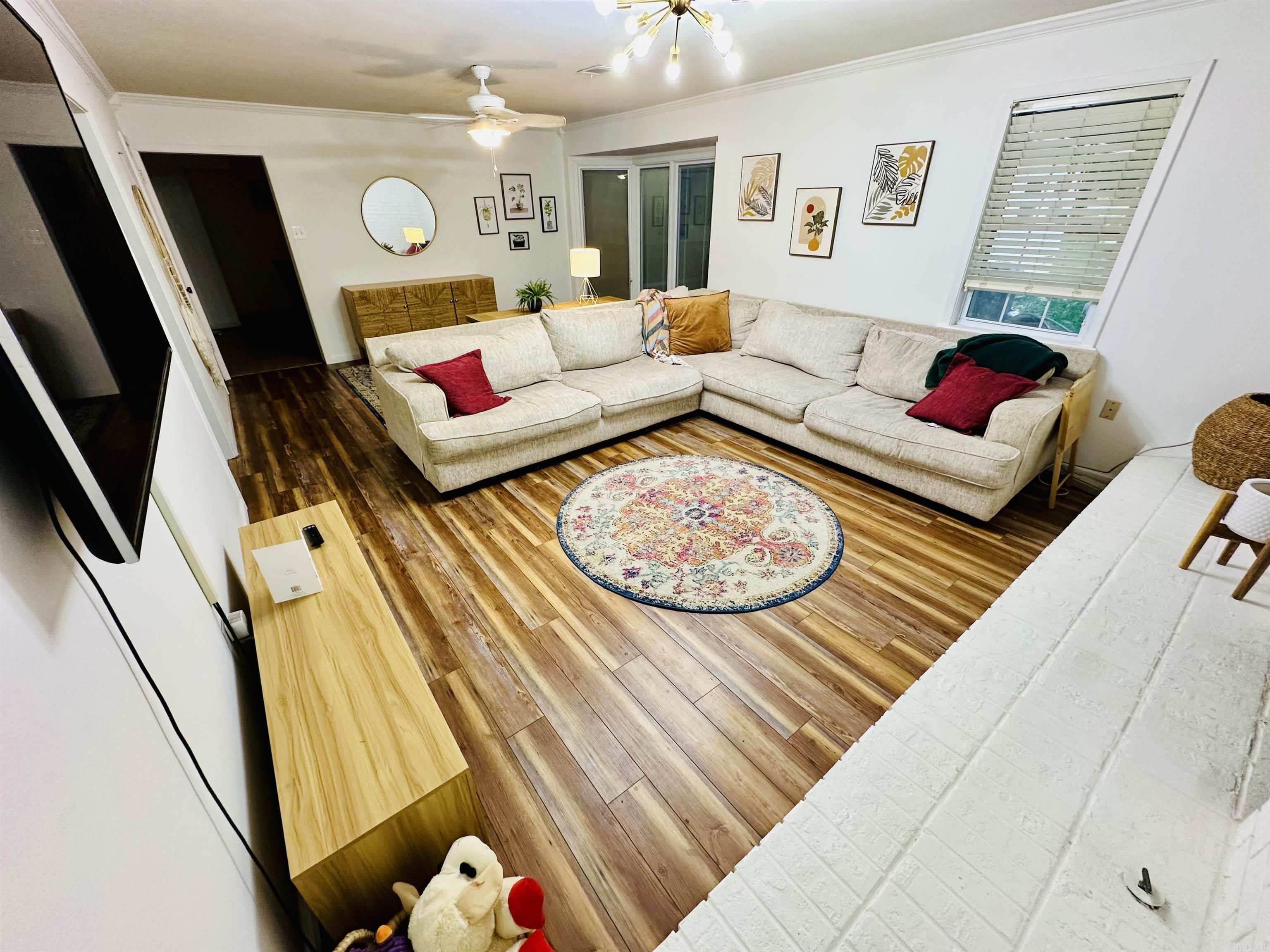 2711 W Beebe Capps Expy  Searcy, AR