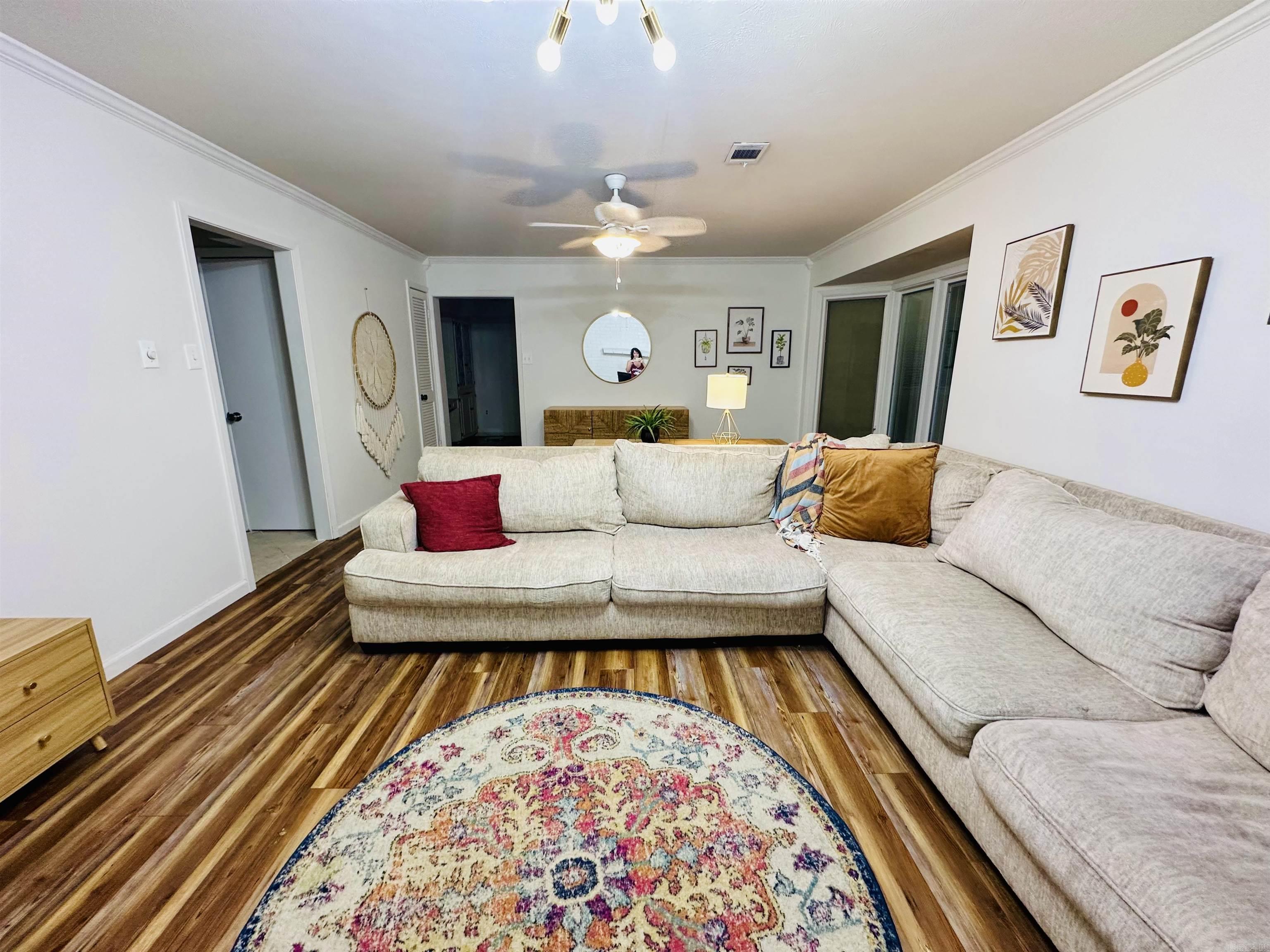 2711 W Beebe Capps Expy  Searcy, AR
