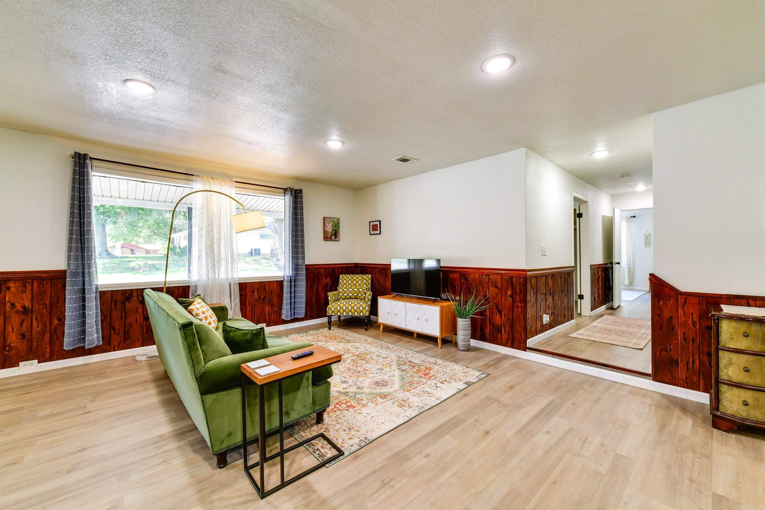 605  Parkview  Jonesboro, AR