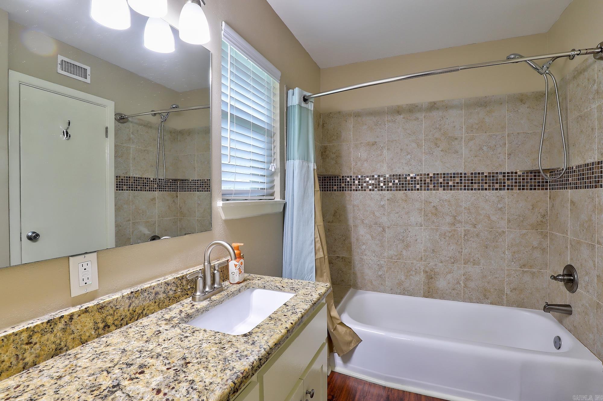 4101  Columbia  Texarkana, TX