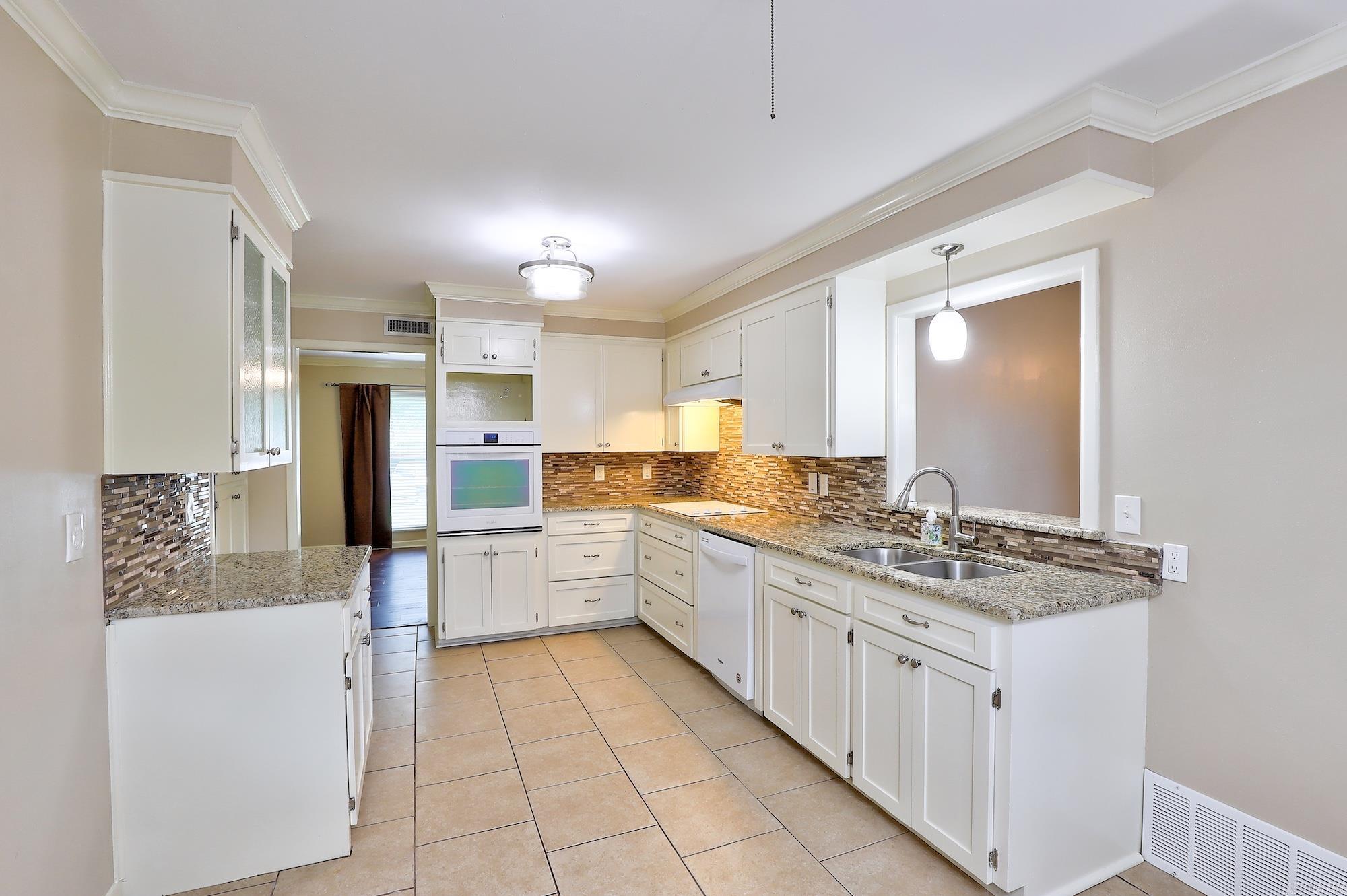 4101  Columbia  Texarkana, TX