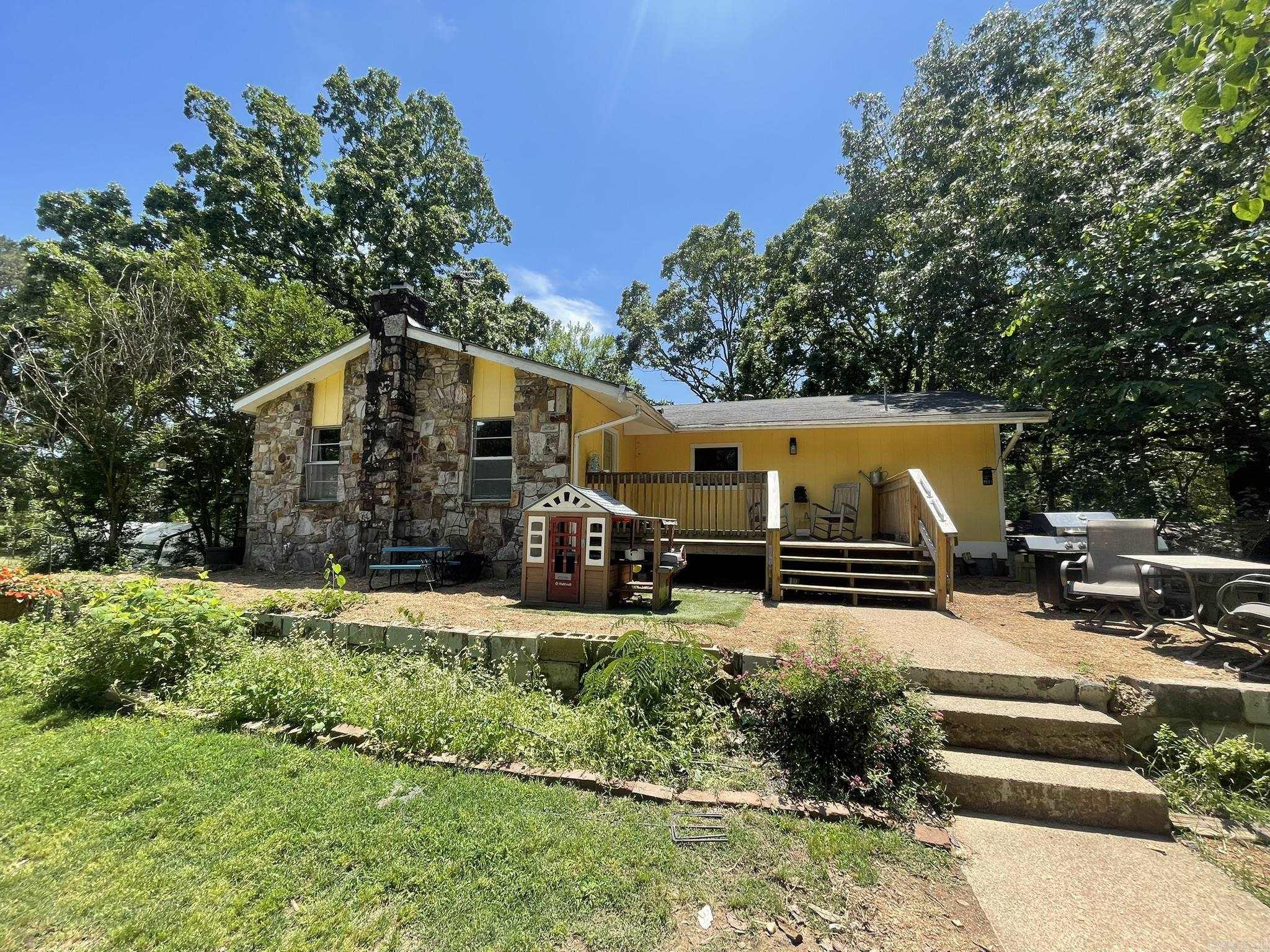 1506  Polk Road 74  Mena, AR