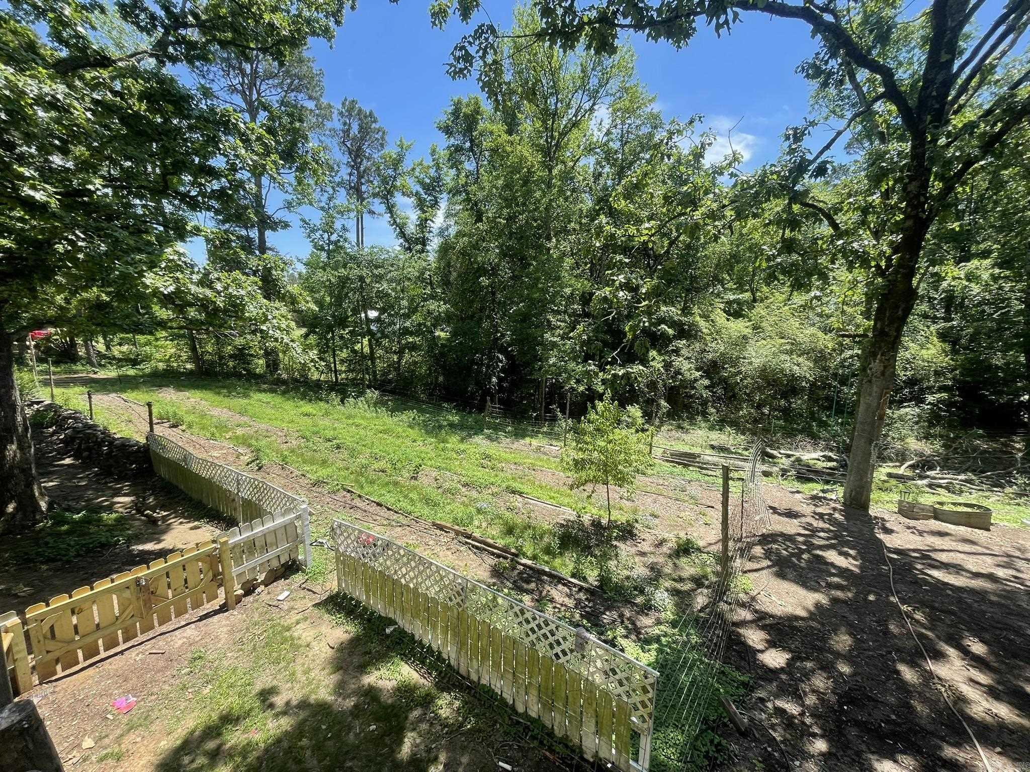 1506  Polk Road 74  Mena, AR