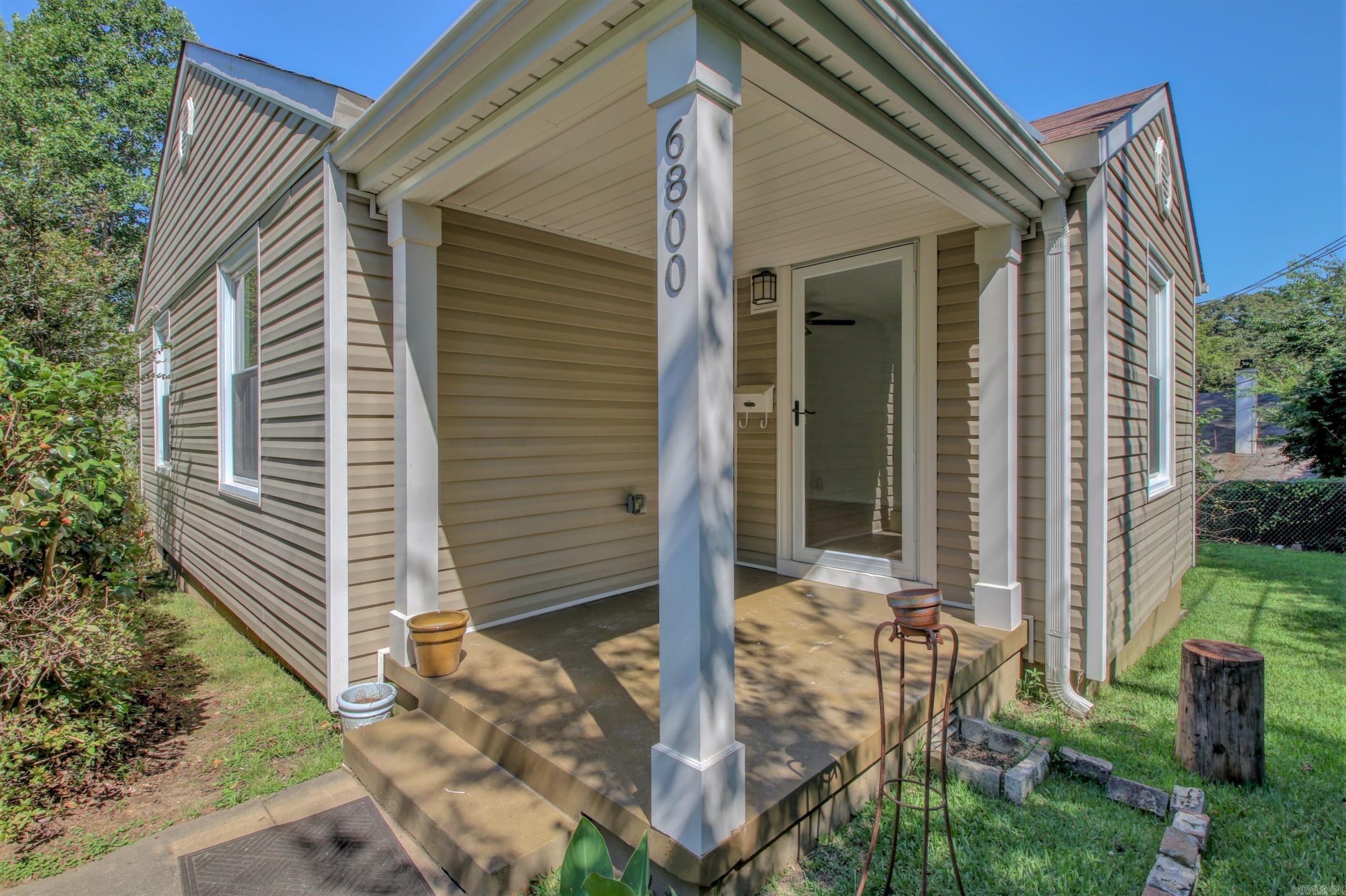 6800  Stamps  Little Rock, AR