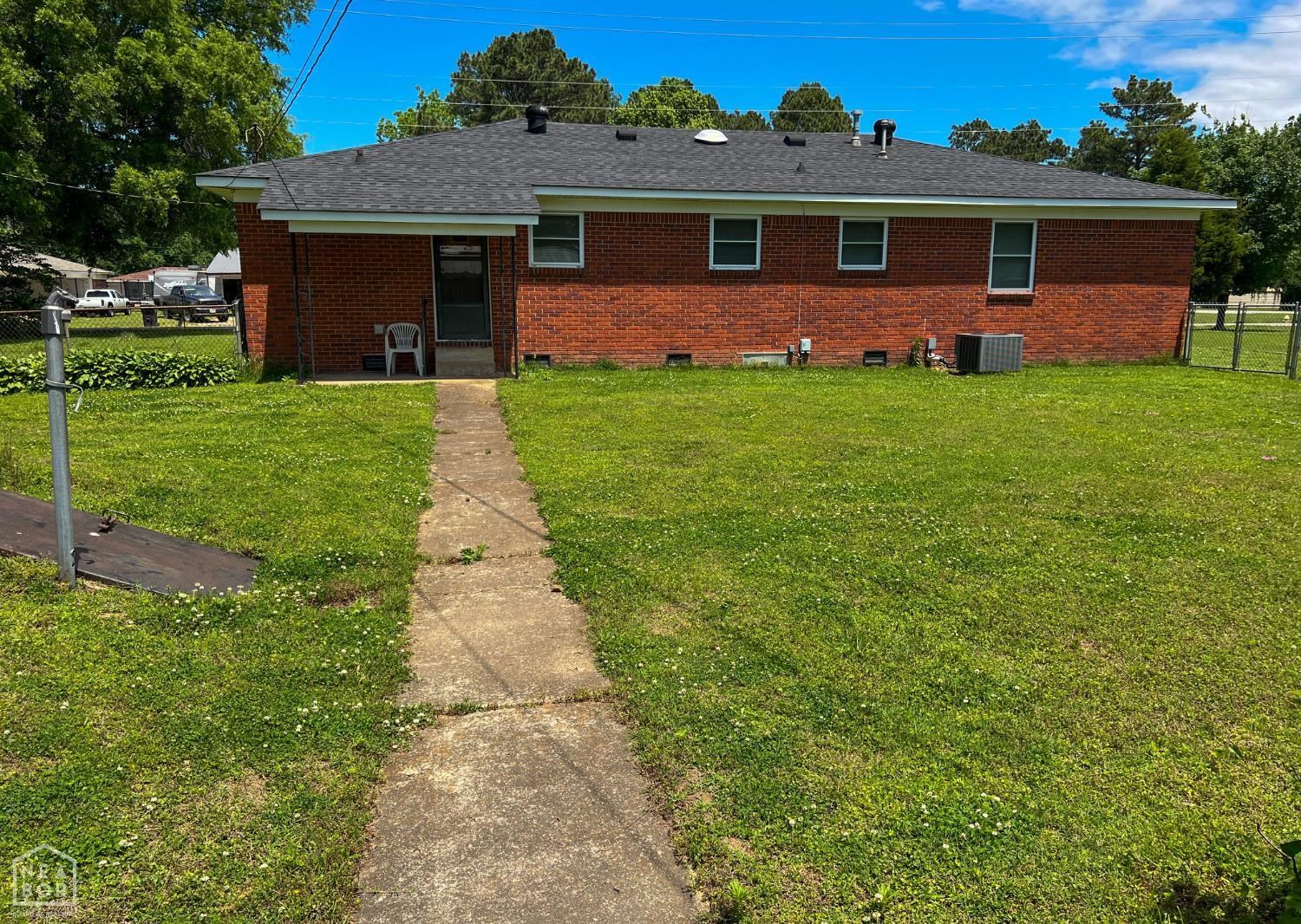 1038  Midway Road  Hoxie, AR