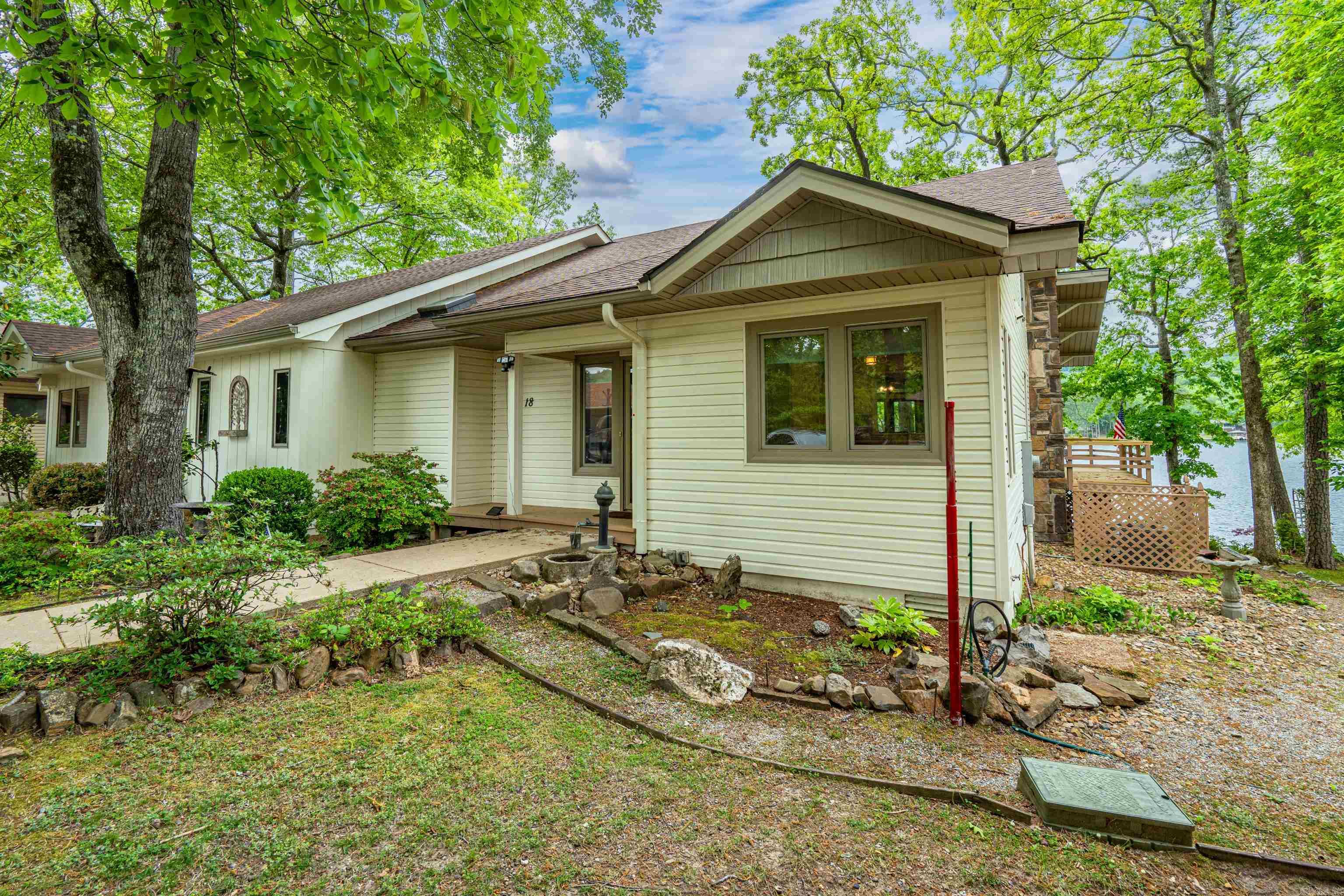 18  Escondite  Hot Springs Village, AR