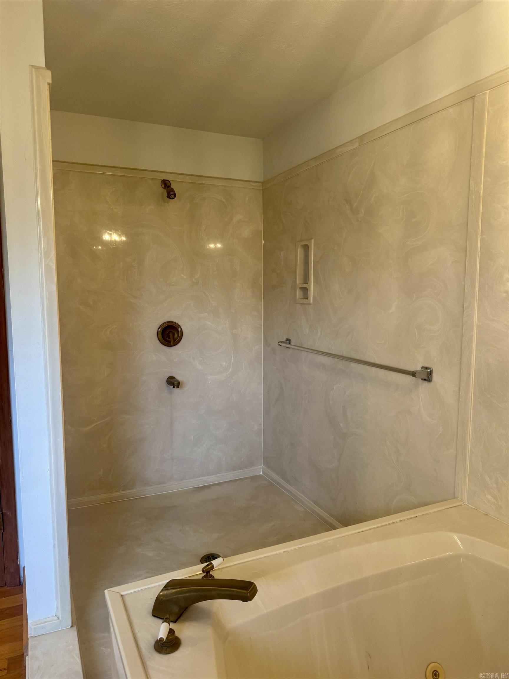 105  Traci  Heber Springs, AR
